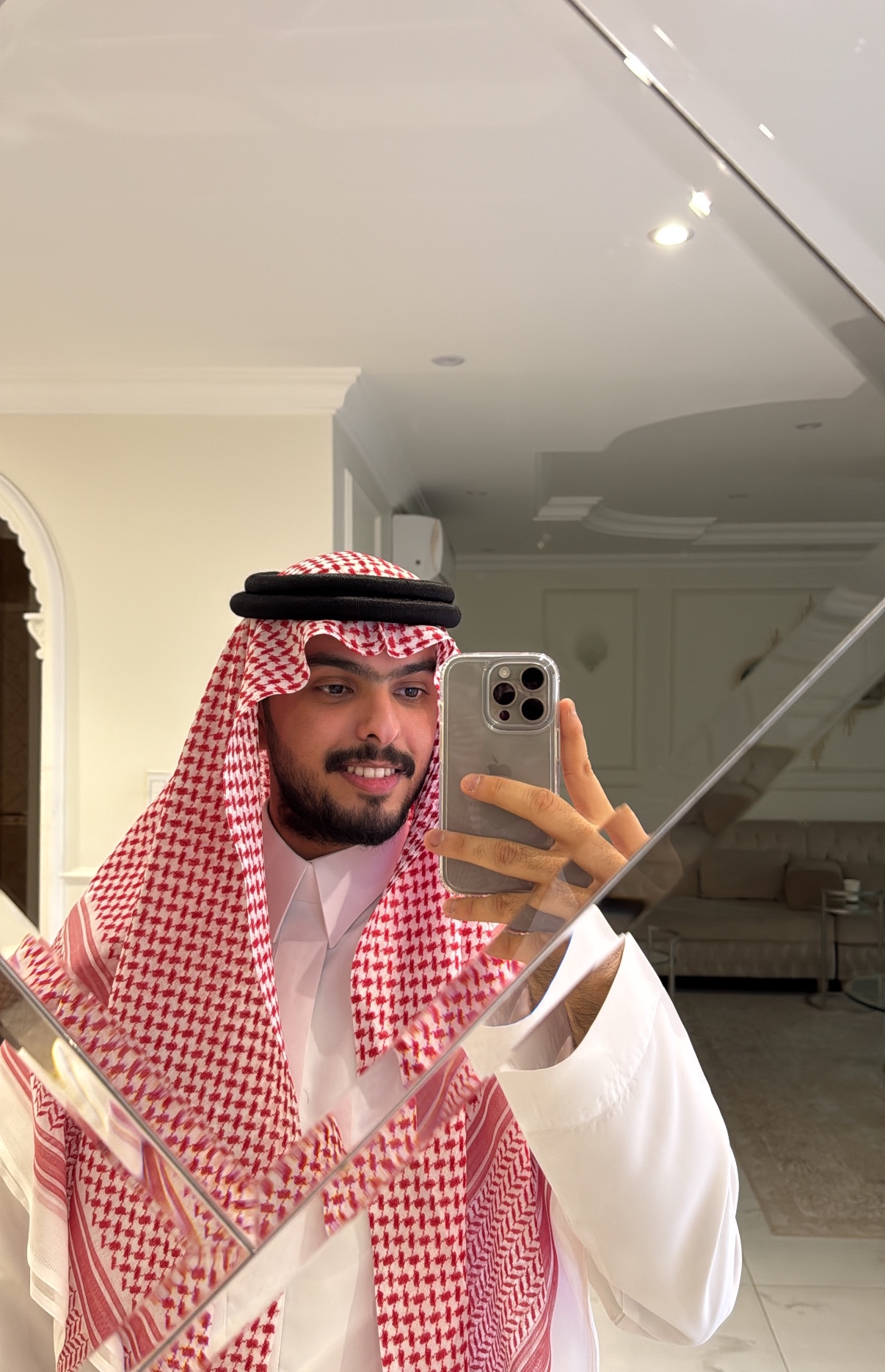 Tinder profile picture for @ghgh