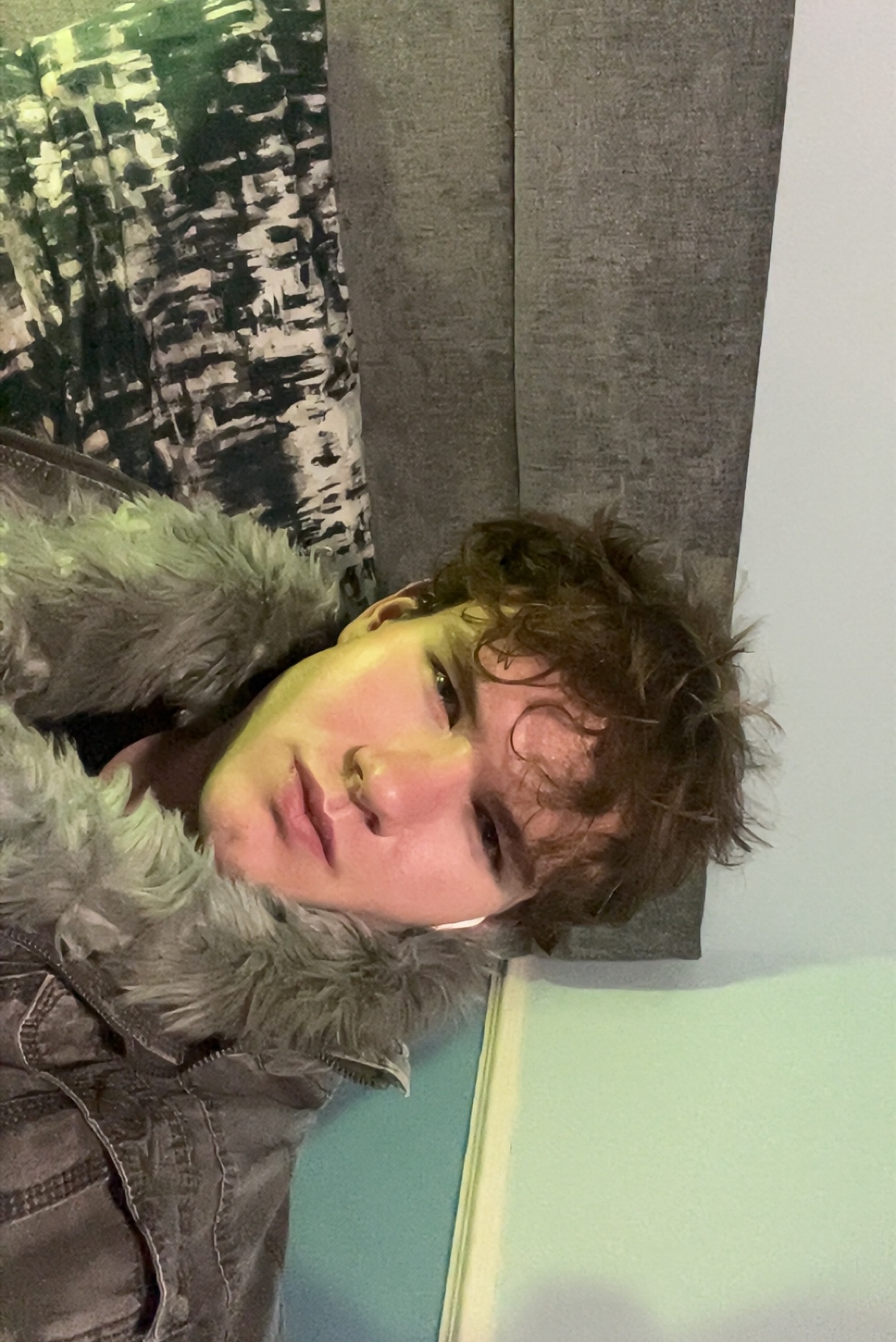 Tinder profile picture for @teas