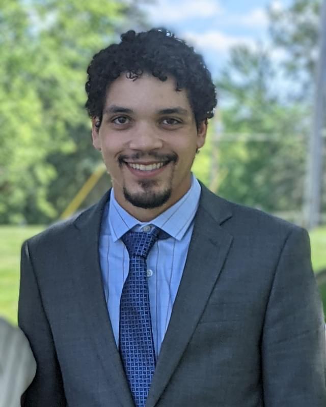 Josh (jdsfj89865n7yu) Tinder