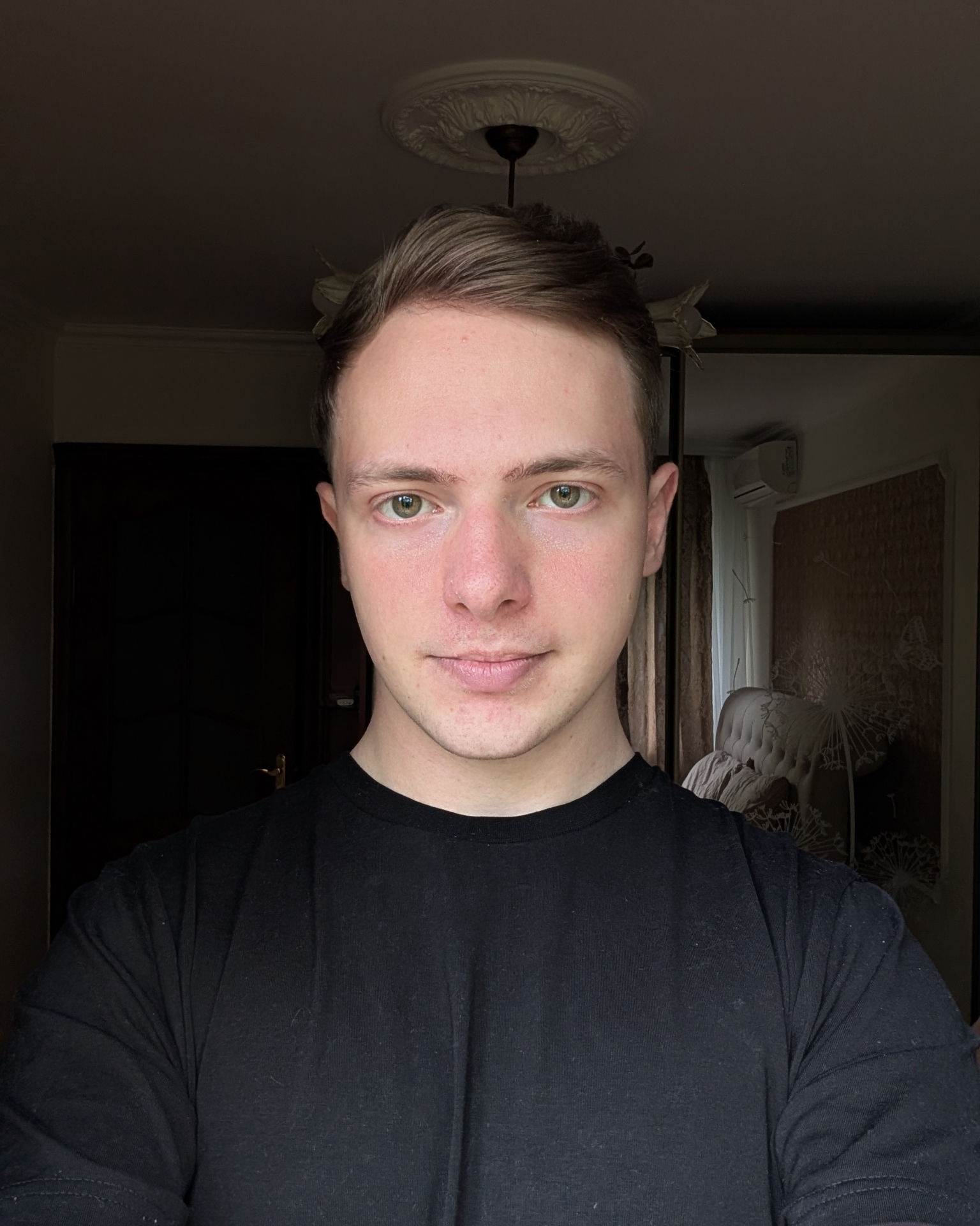 Tinder profile picture for @sacrificed