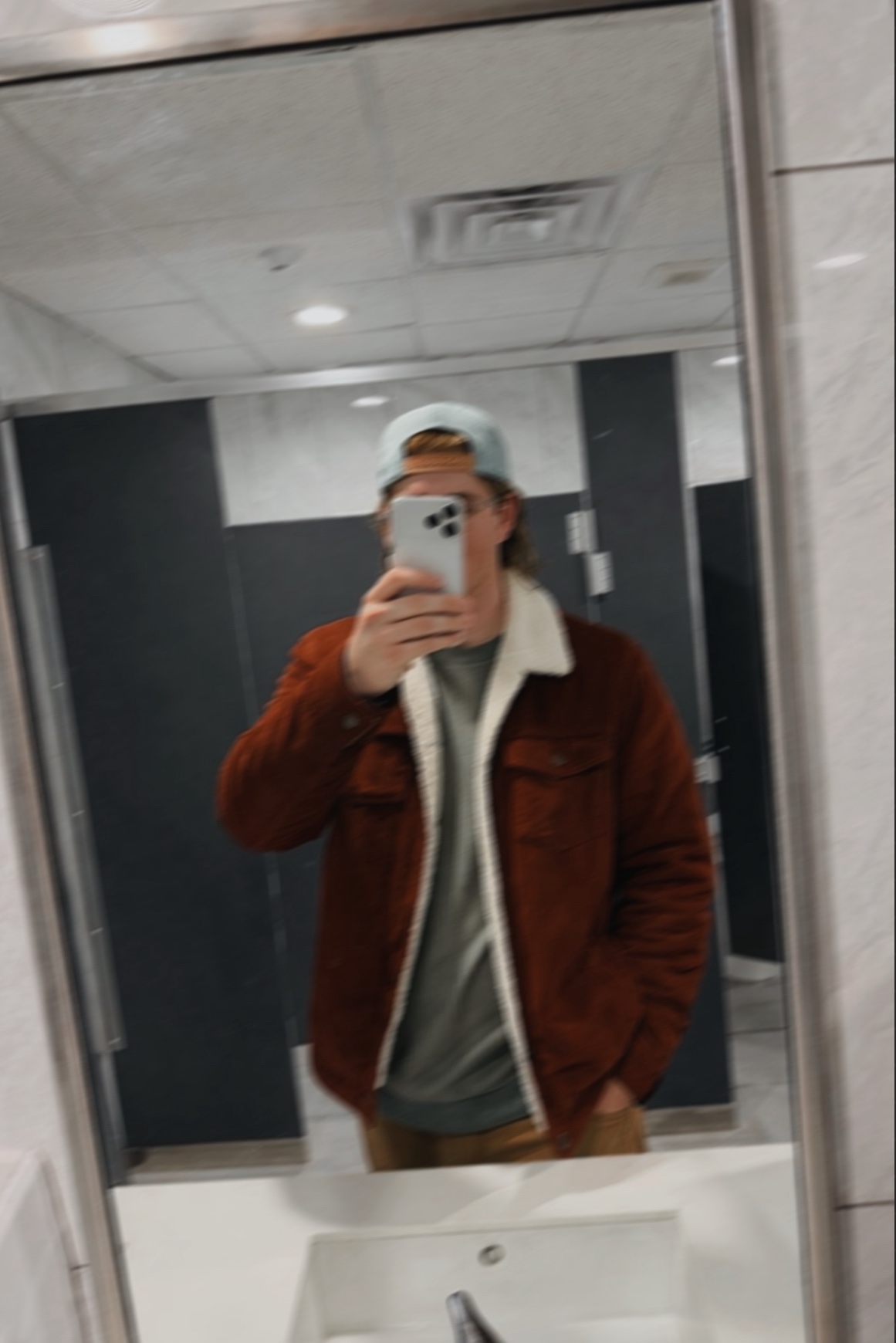 Tinder profile picture for @yellow