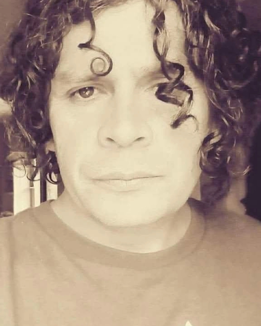 Tinder profile picture for @miguelito