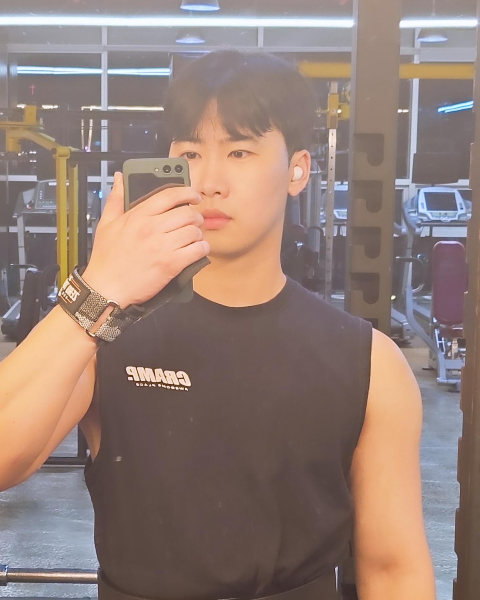 Tinder profile picture for @soo