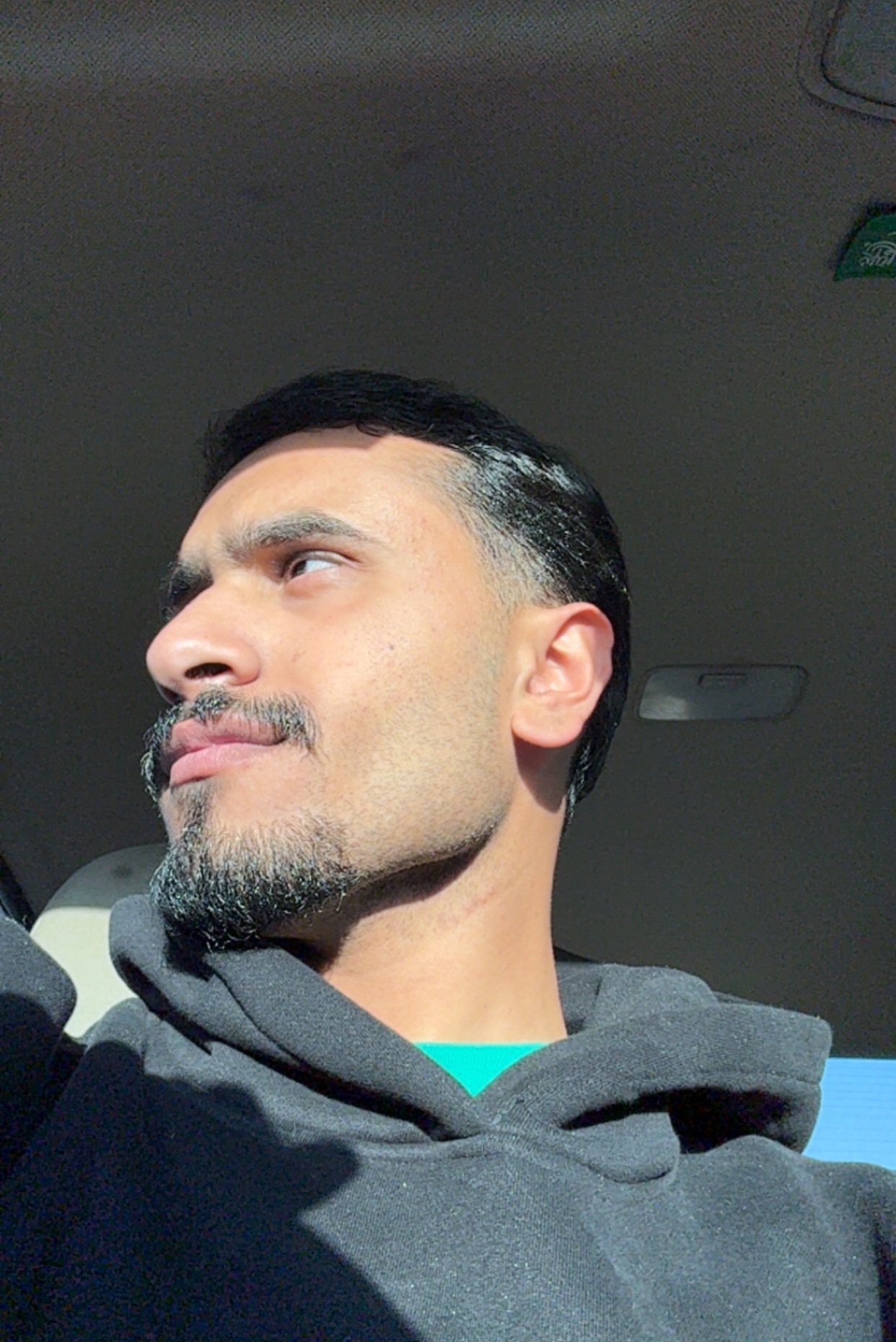 Tinder profile picture for @spare