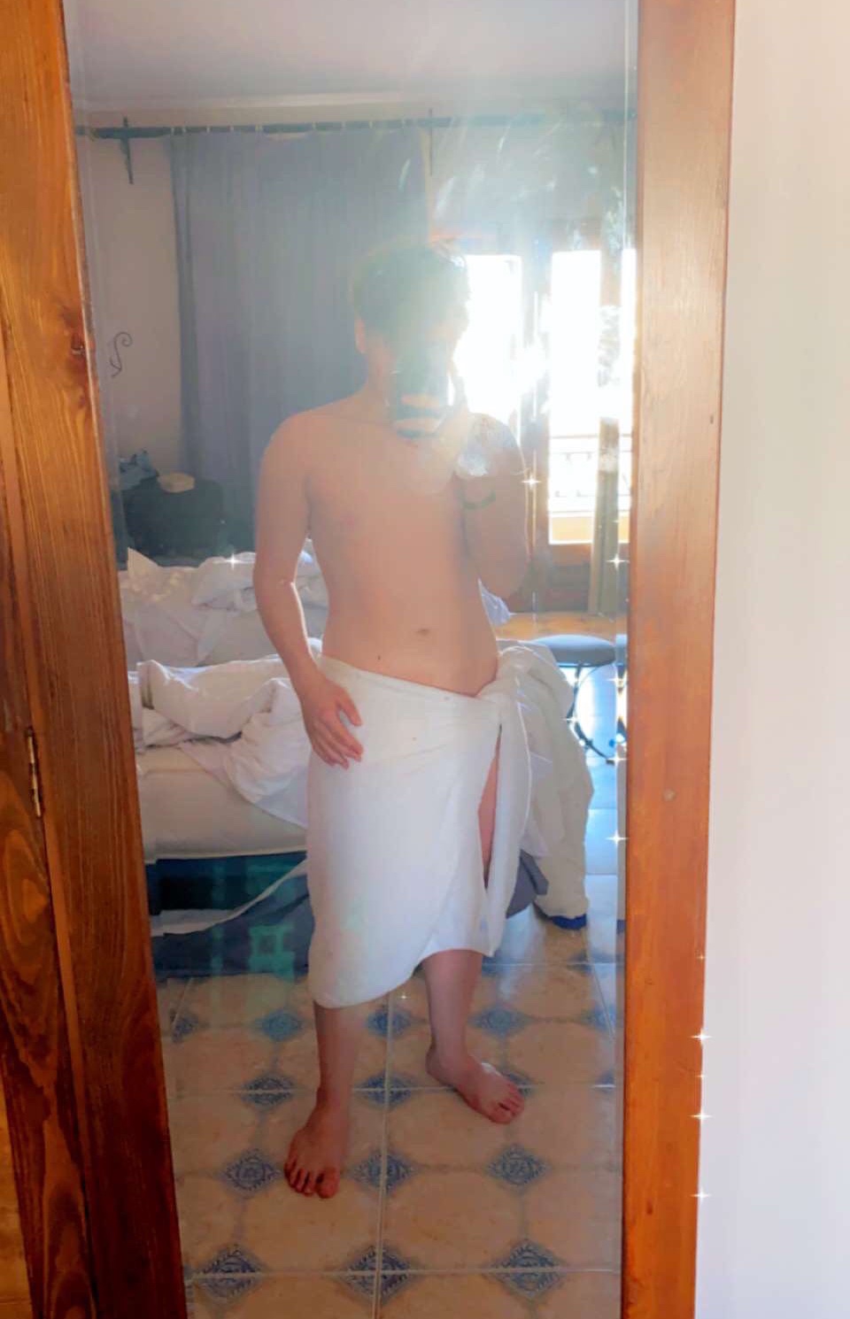 Tinder profile picture for @sude