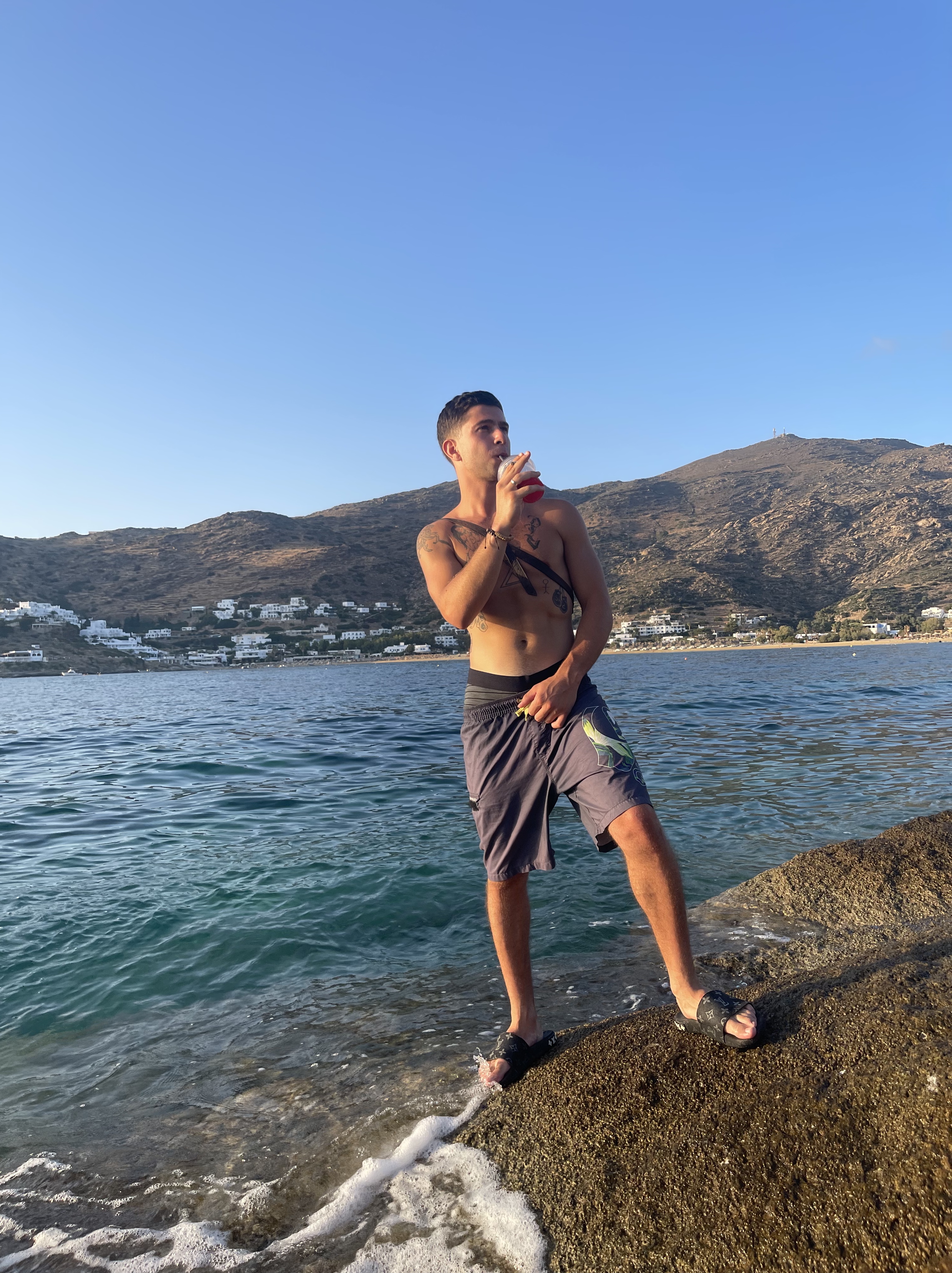 Tinder profile picture for @vinzzz