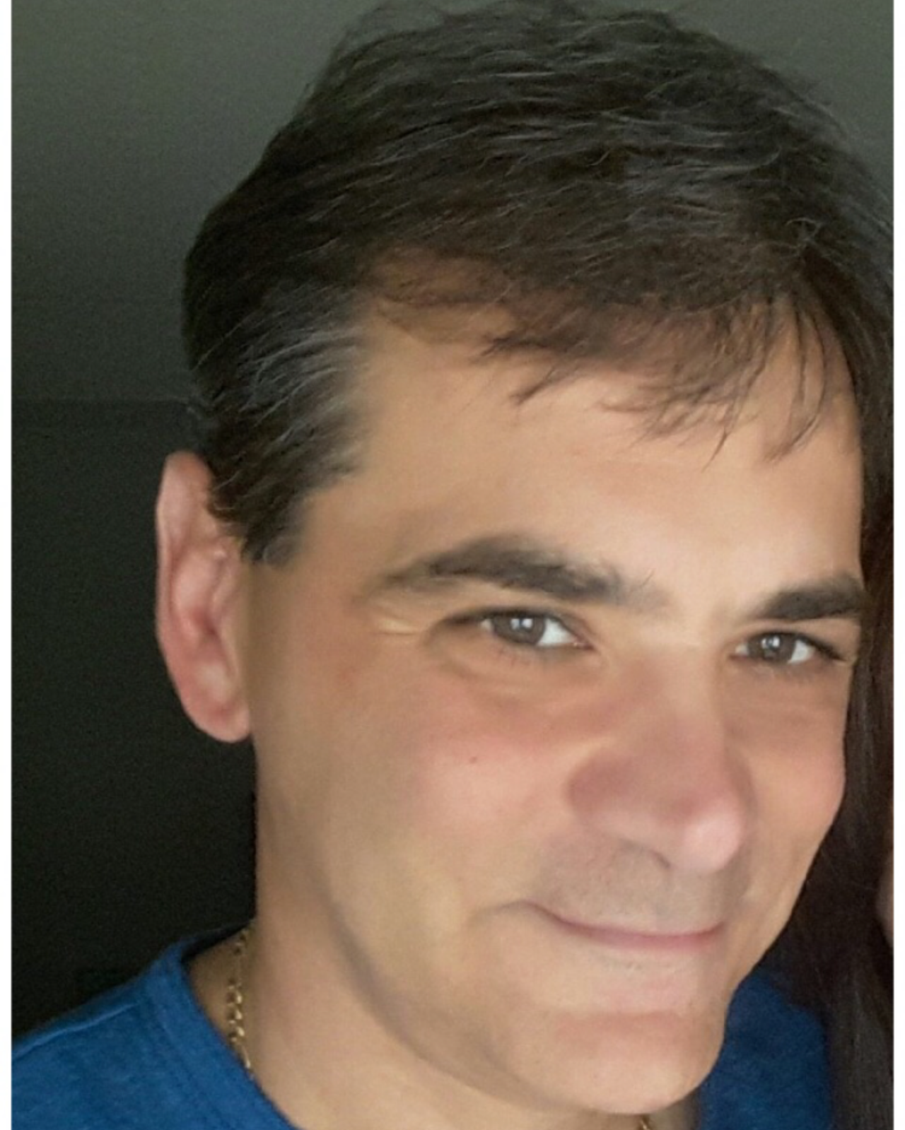 Tinder profile picture for @chuckle