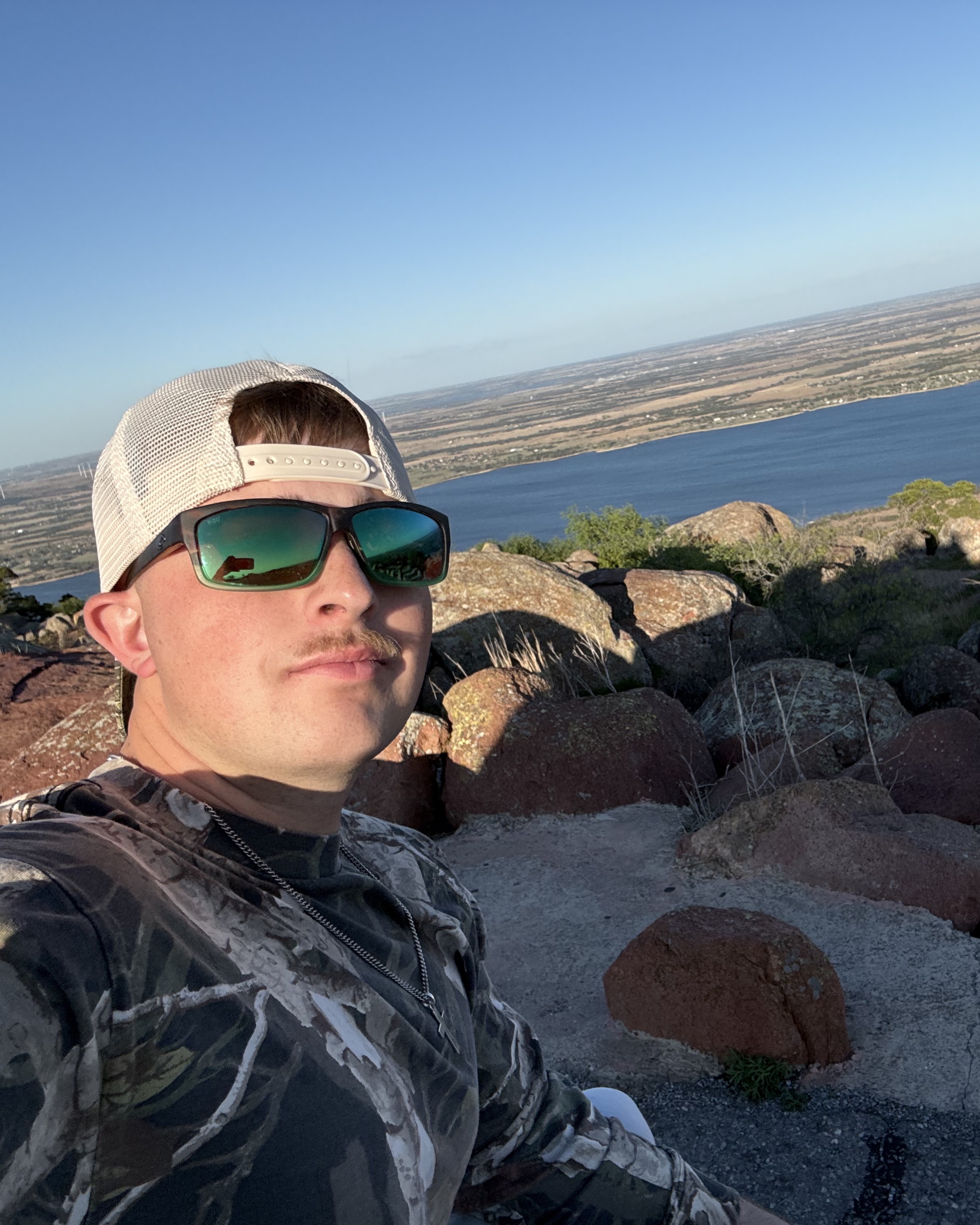 Tinder profile picture for @branson