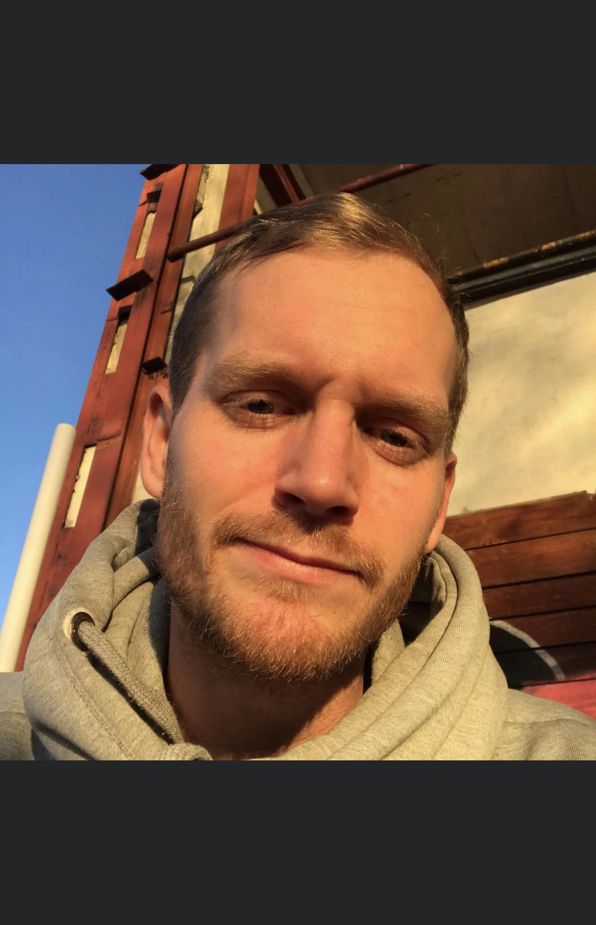 Tinder profile picture for @strips