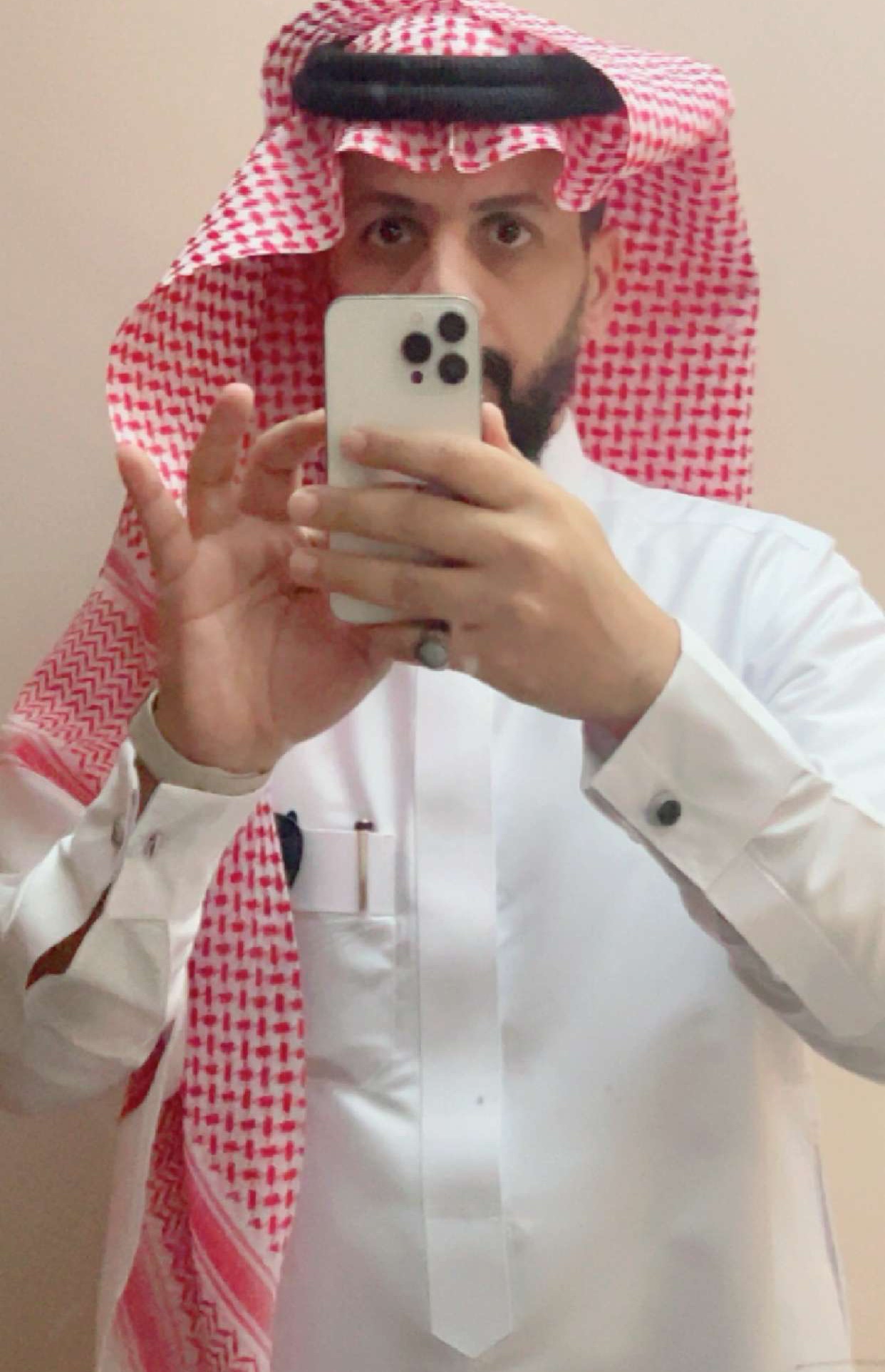 Tinder profile picture for @old