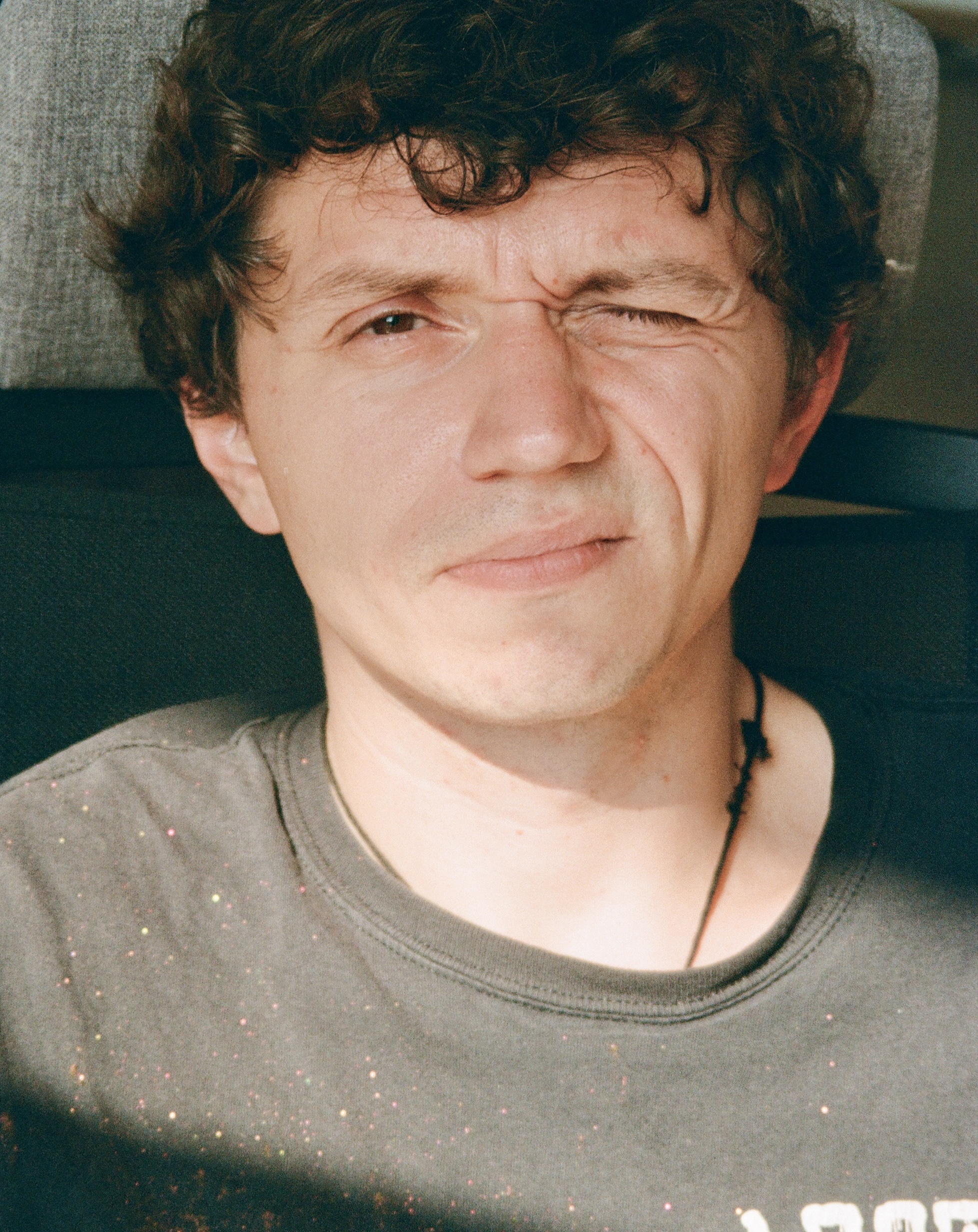 Tinder profile picture for @jurisdiction
