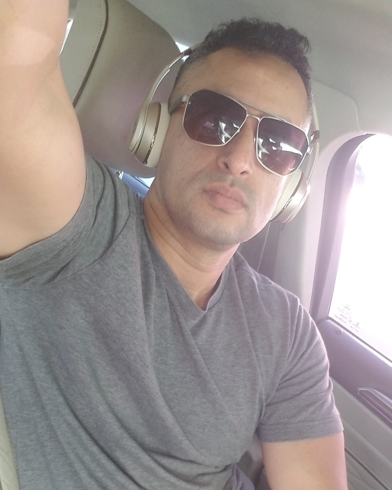 Tinder profile picture for @lucid