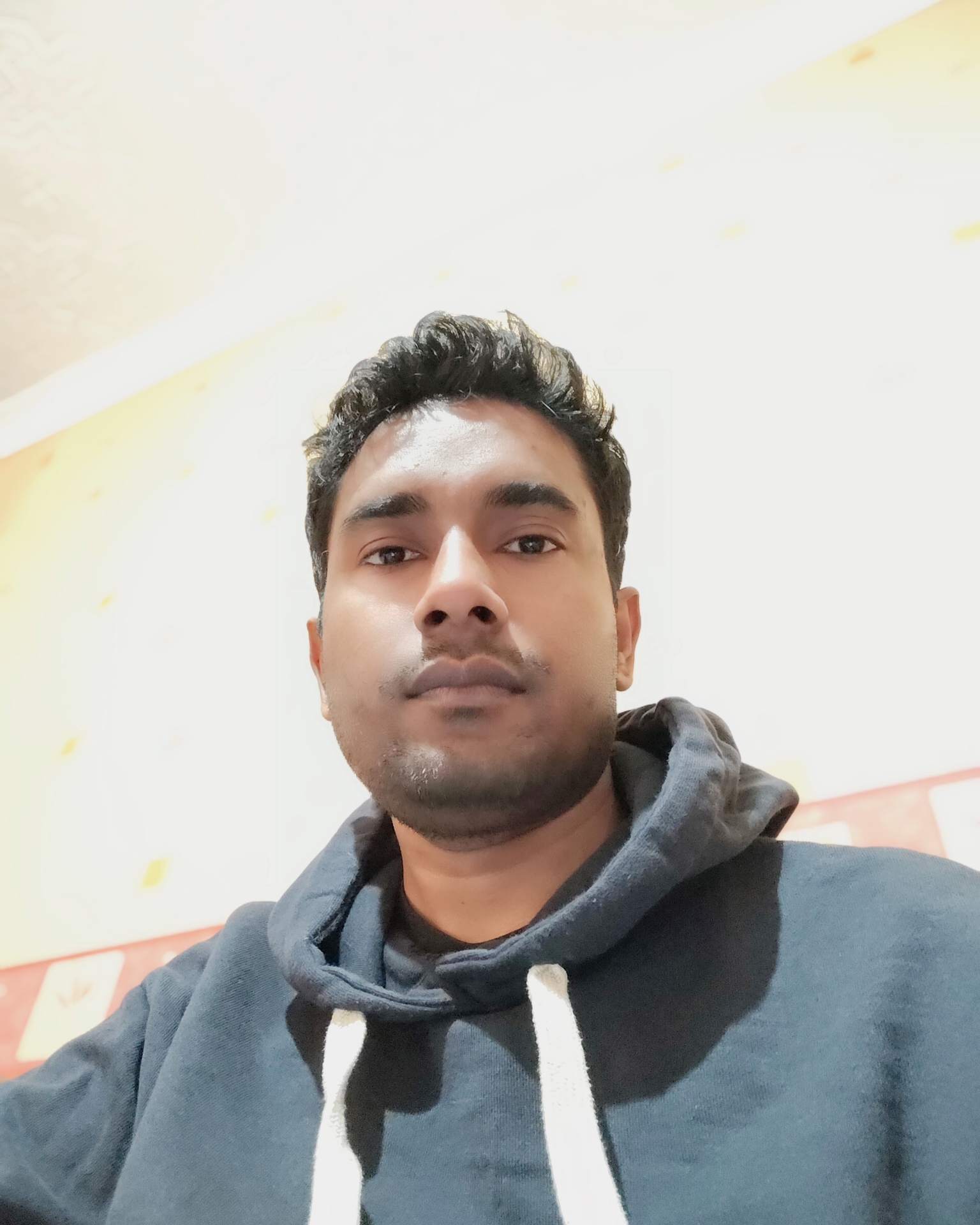 Tinder profile picture for @mmreza