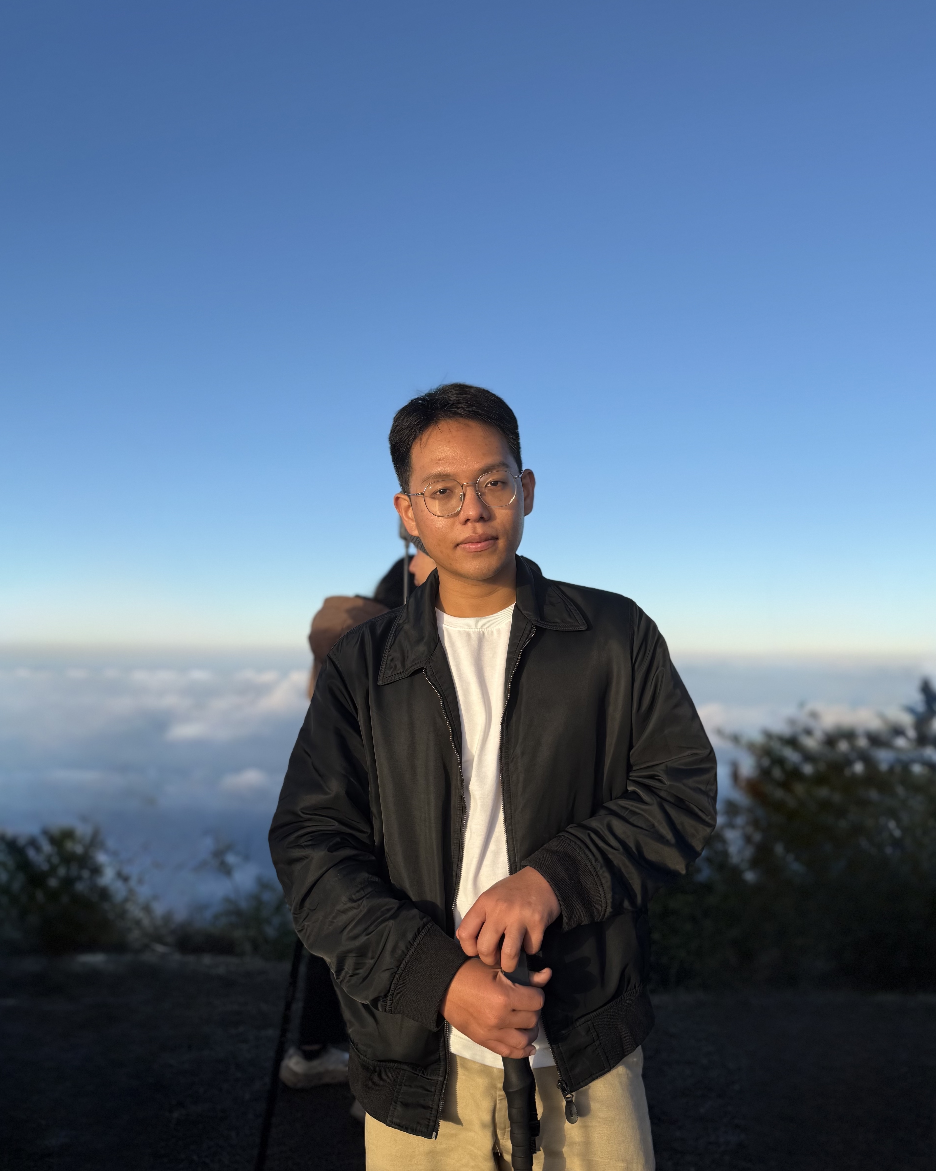 Tinder profile picture for @pn