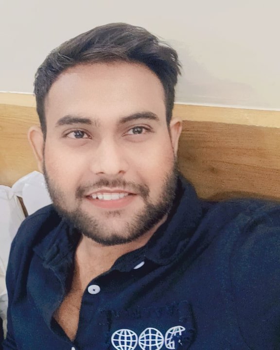 Tinder profile picture for @kushwah