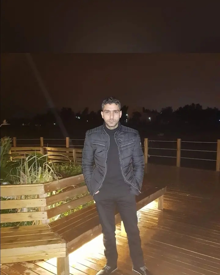 Tinder profile picture for @tehlike