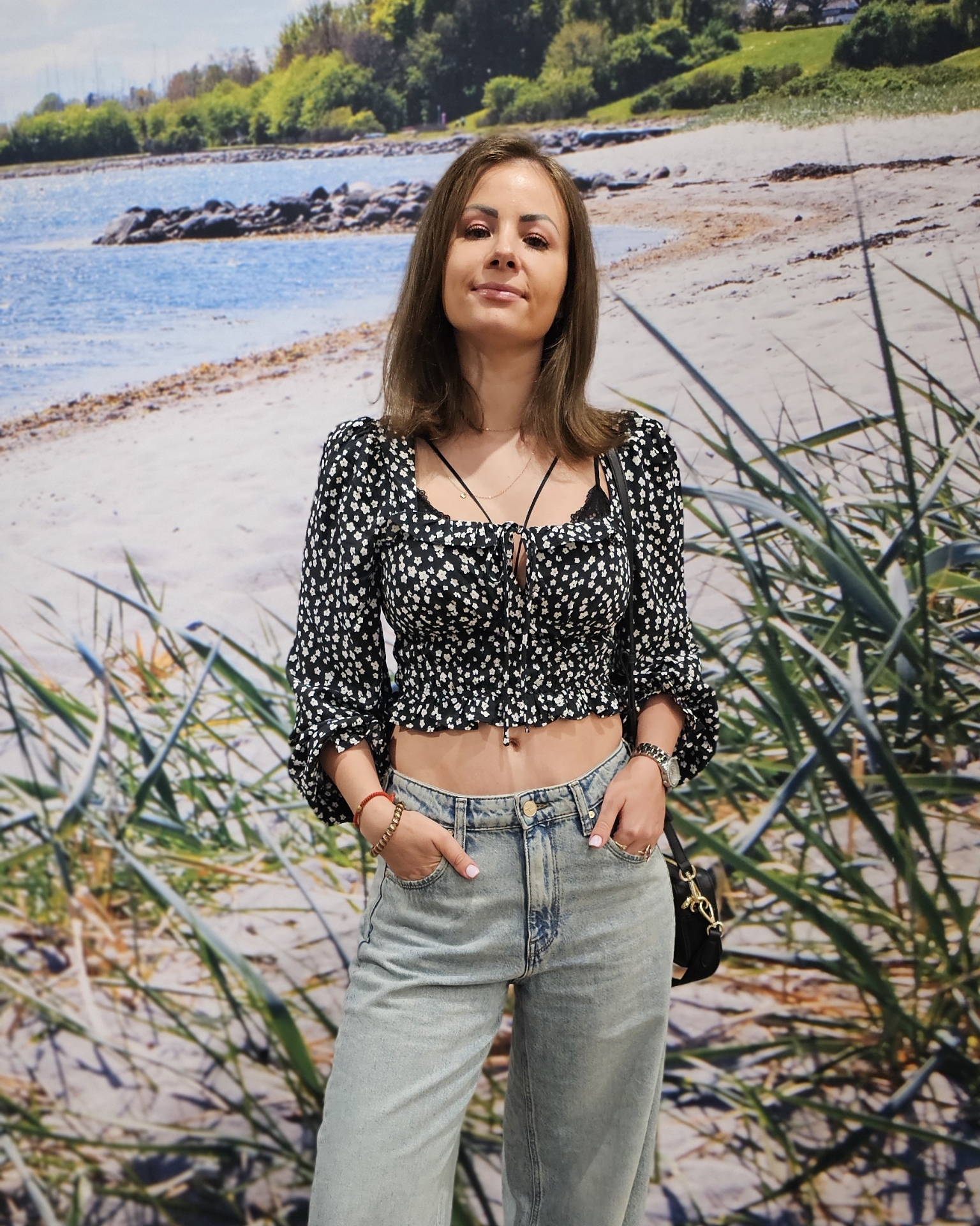 Tinder profile picture for @mariana