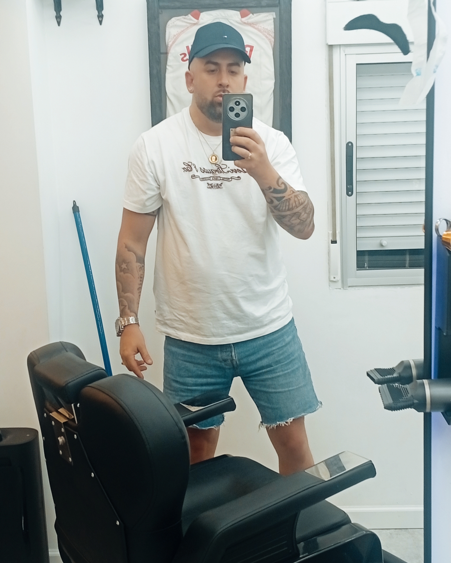 Tinder profile picture for @emiliano