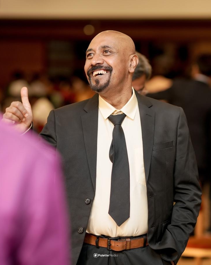 Tinder profile picture for @skumar