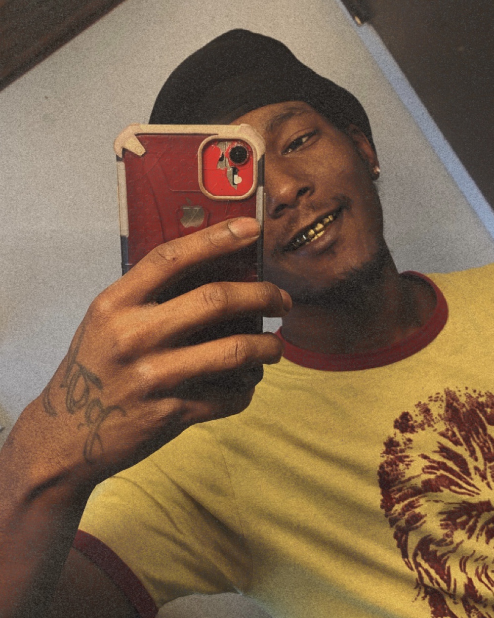 Tinder profile picture for @quan