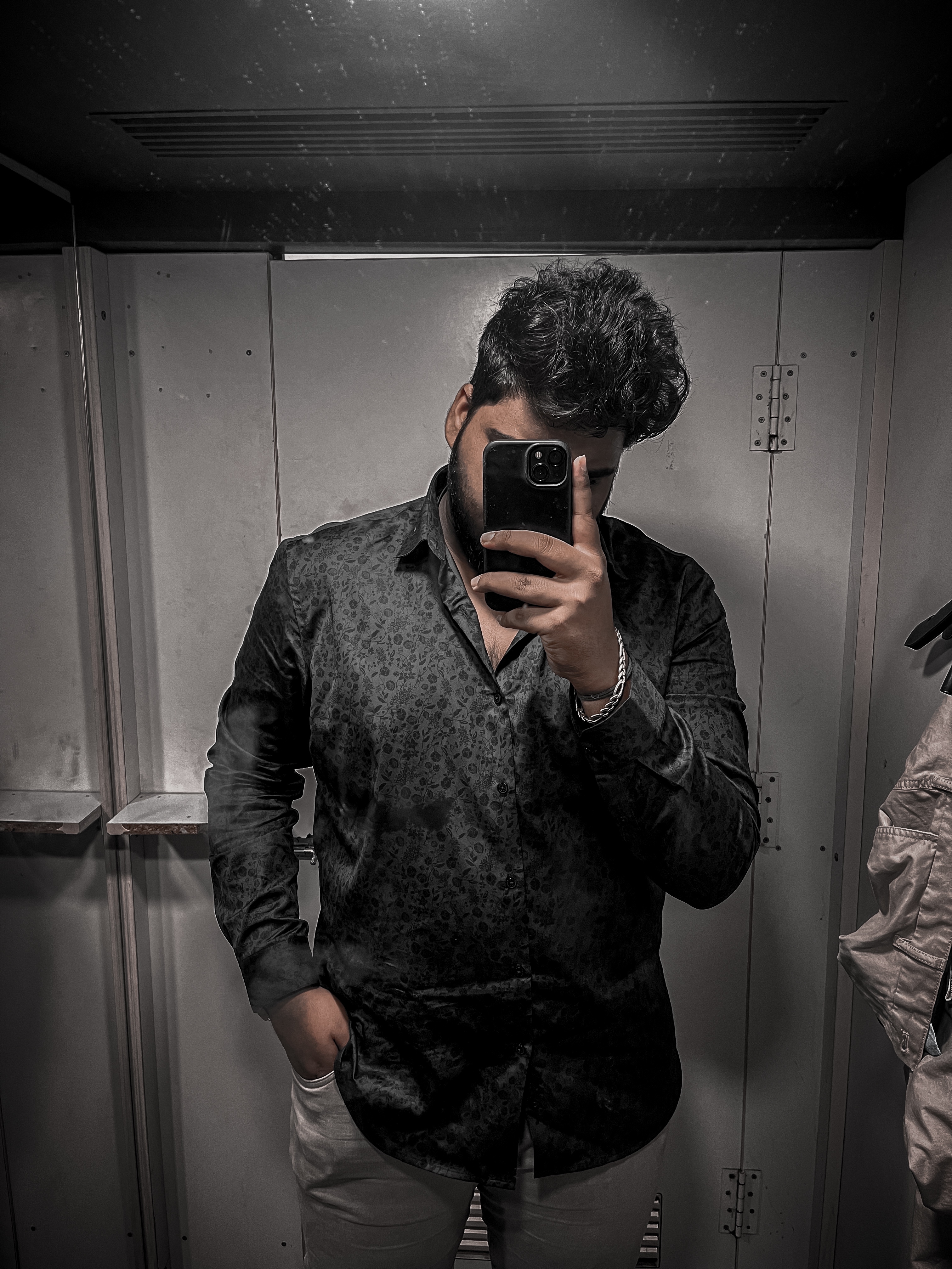 Tinder profile picture for @snappy
