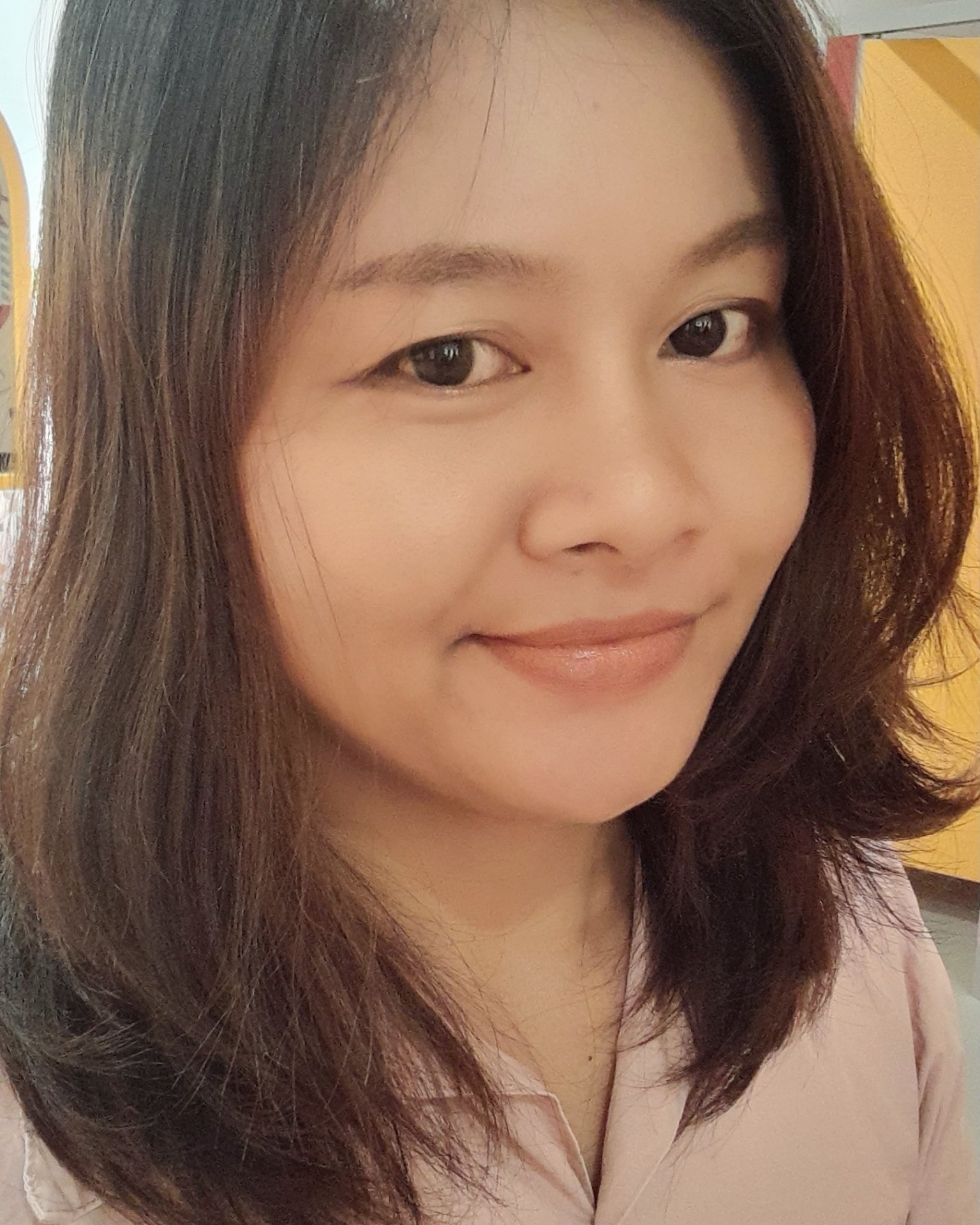 Tinder profile picture for @thida