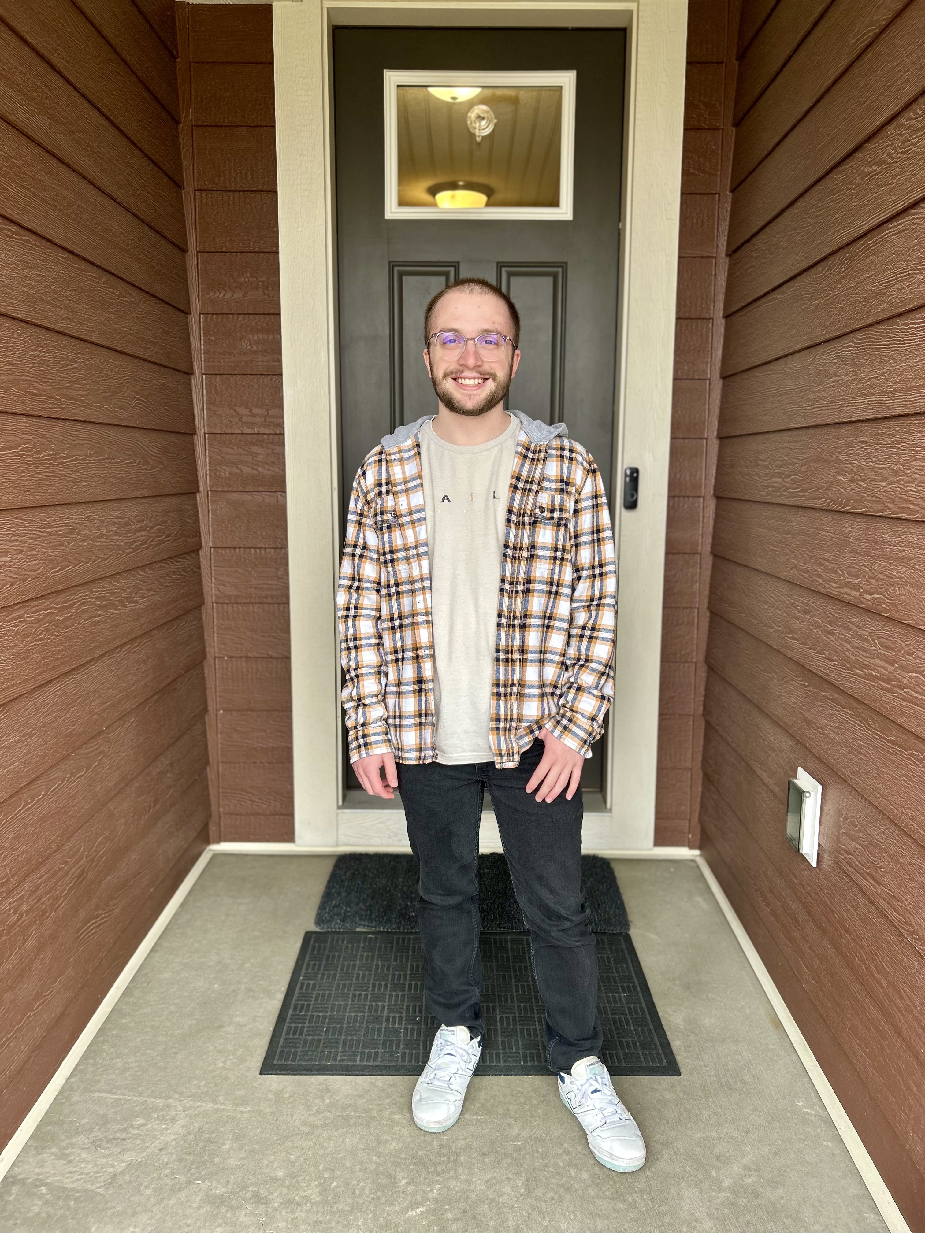 Tinder profile picture for @risky