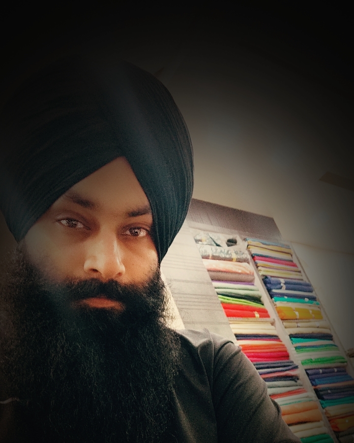 Tinder profile picture for @parvinder
