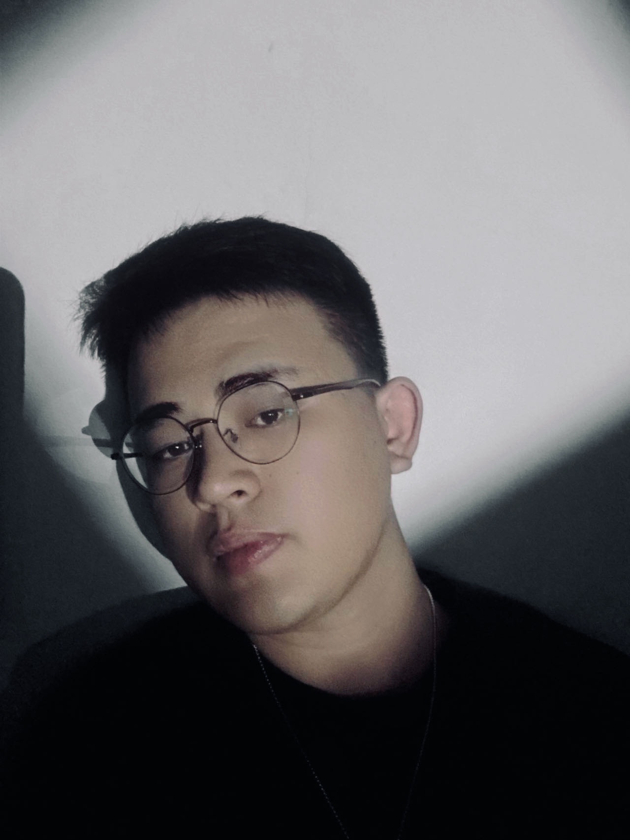 Tinder profile picture for @anchor