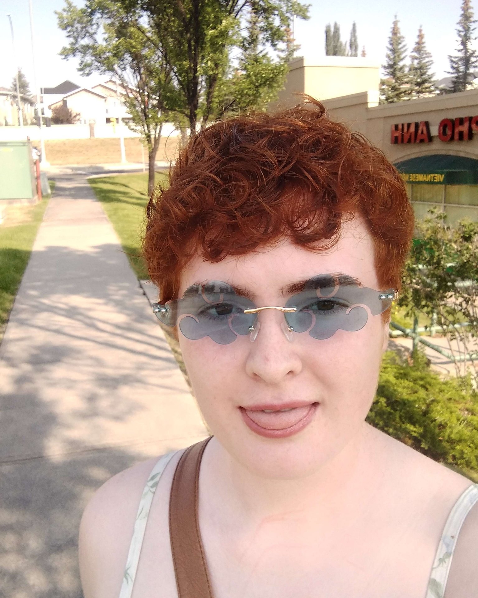 Tinder profile picture for @nox