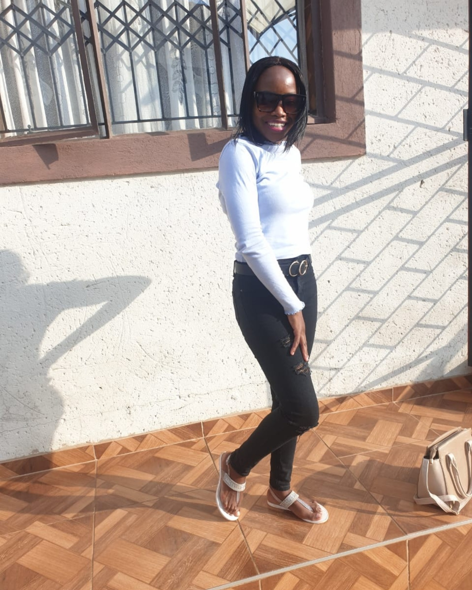 Tinder profile picture for @mulalo