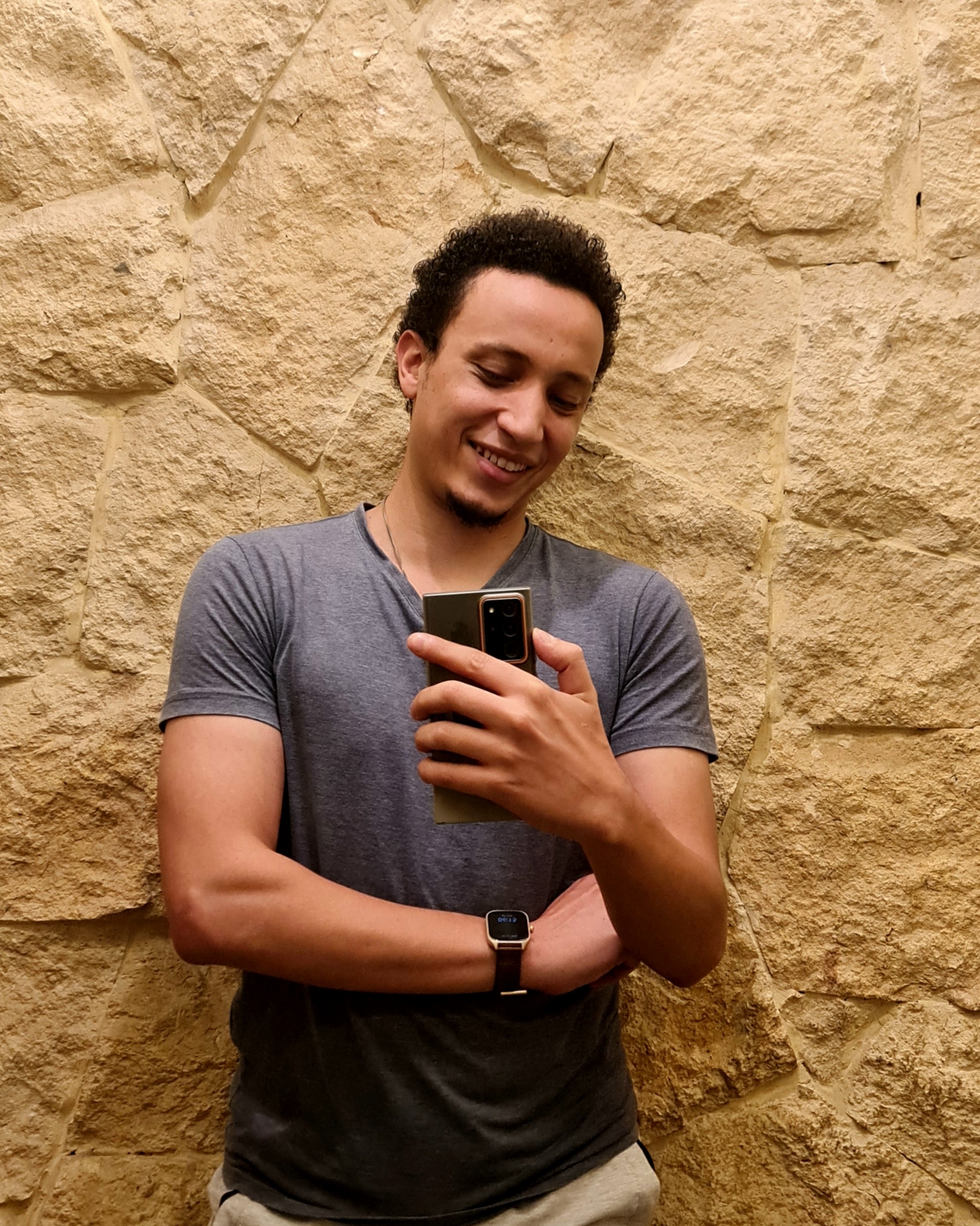 Tinder profile picture for @madly