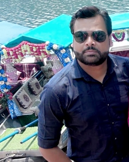 Tinder profile picture for @kumaar