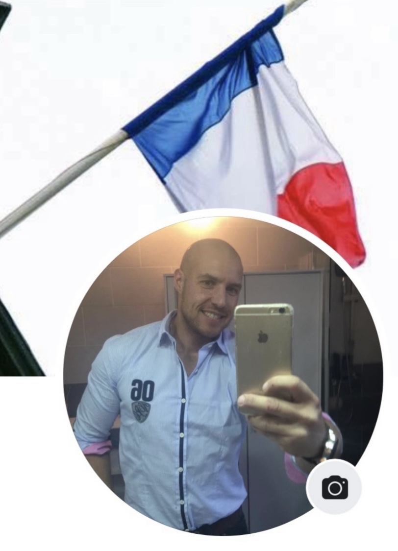 Tinder profile picture for @suntan