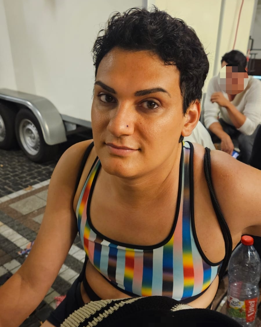 Tinder profile picture for @sof