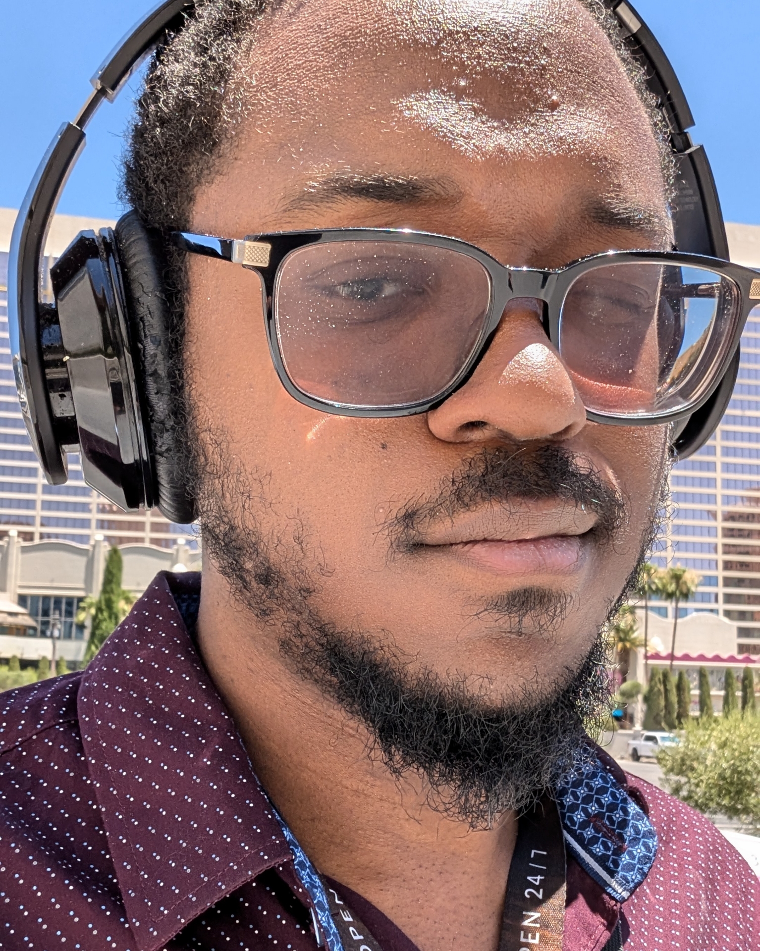 Tinder profile picture for @zenhaizer