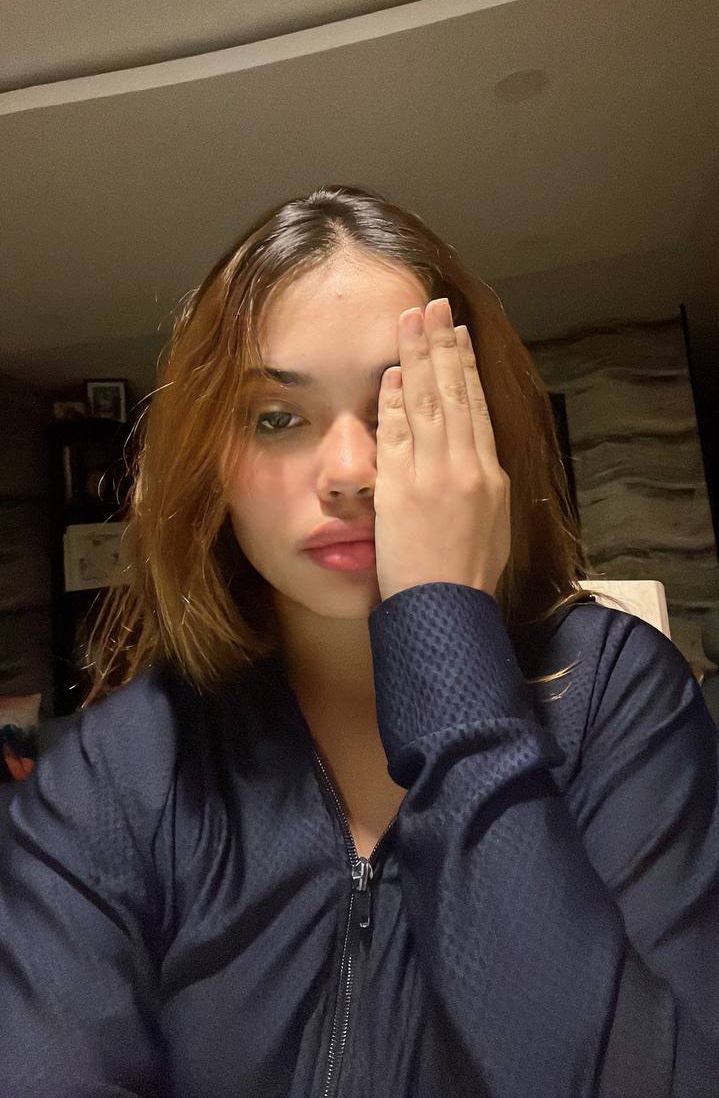 Tinder profile picture for @ends