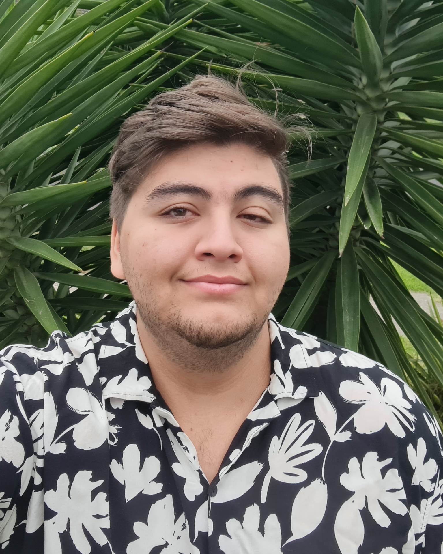 Tinder profile picture for @maxtheguy