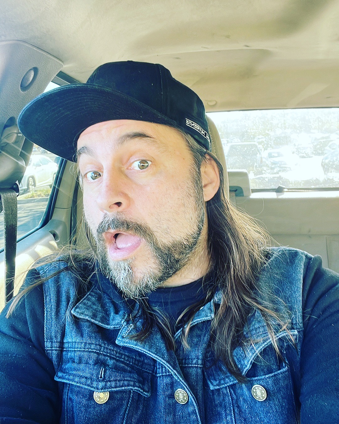Tinder profile picture for @bandwagon