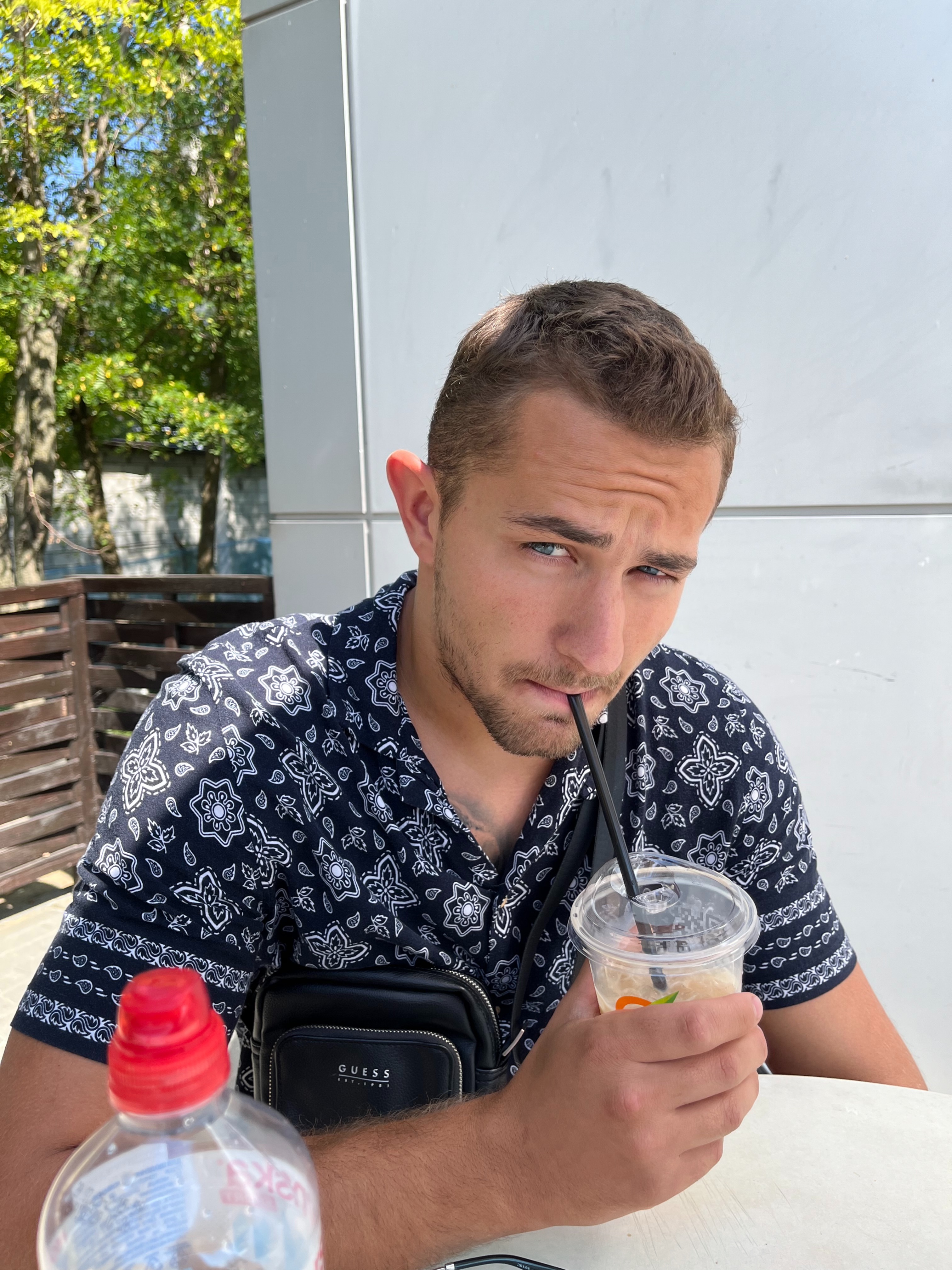 Tinder profile picture for @lic