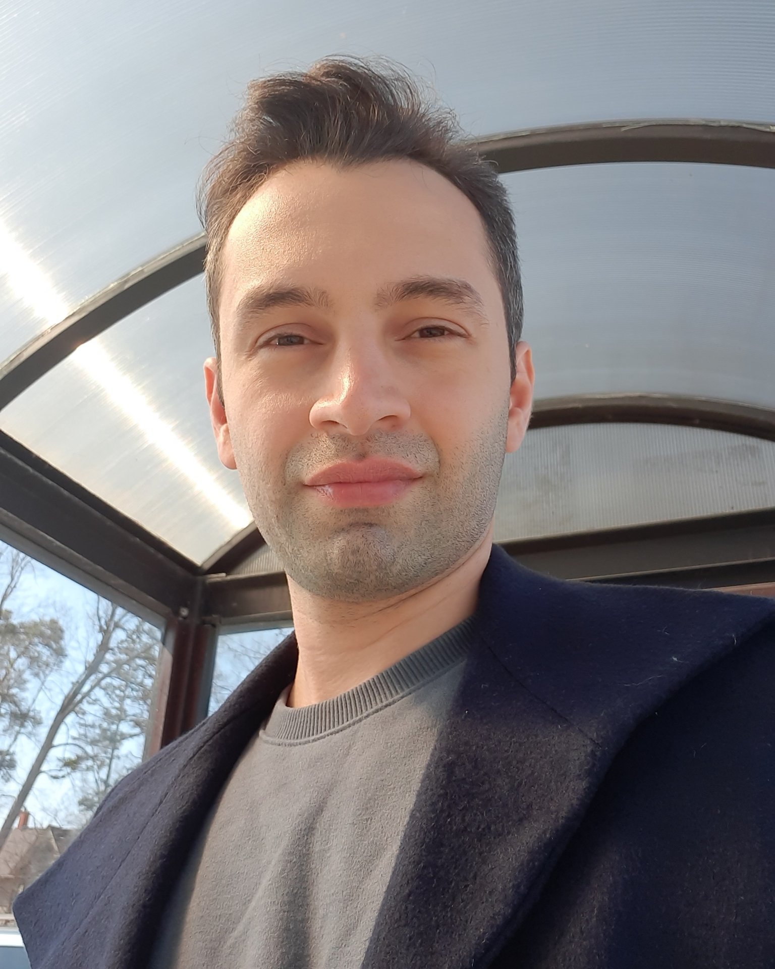 Tinder profile picture for @fen