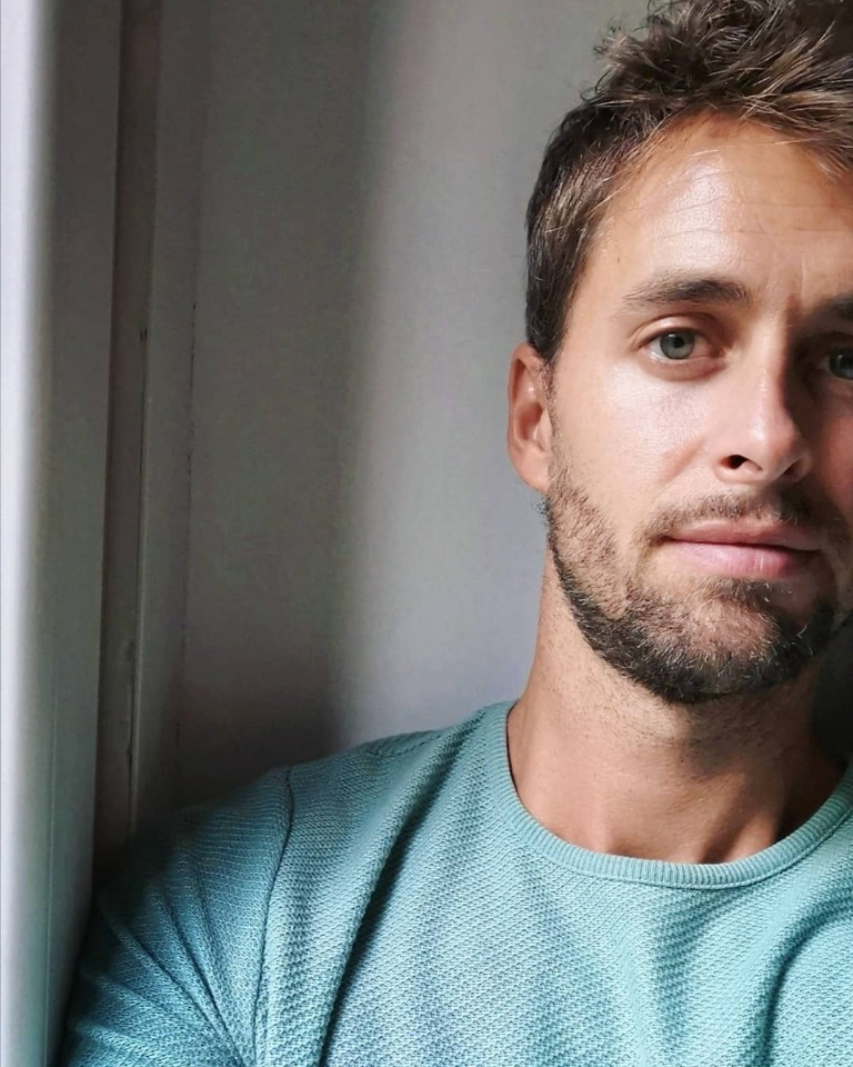 Tinder profile picture for @lucasb