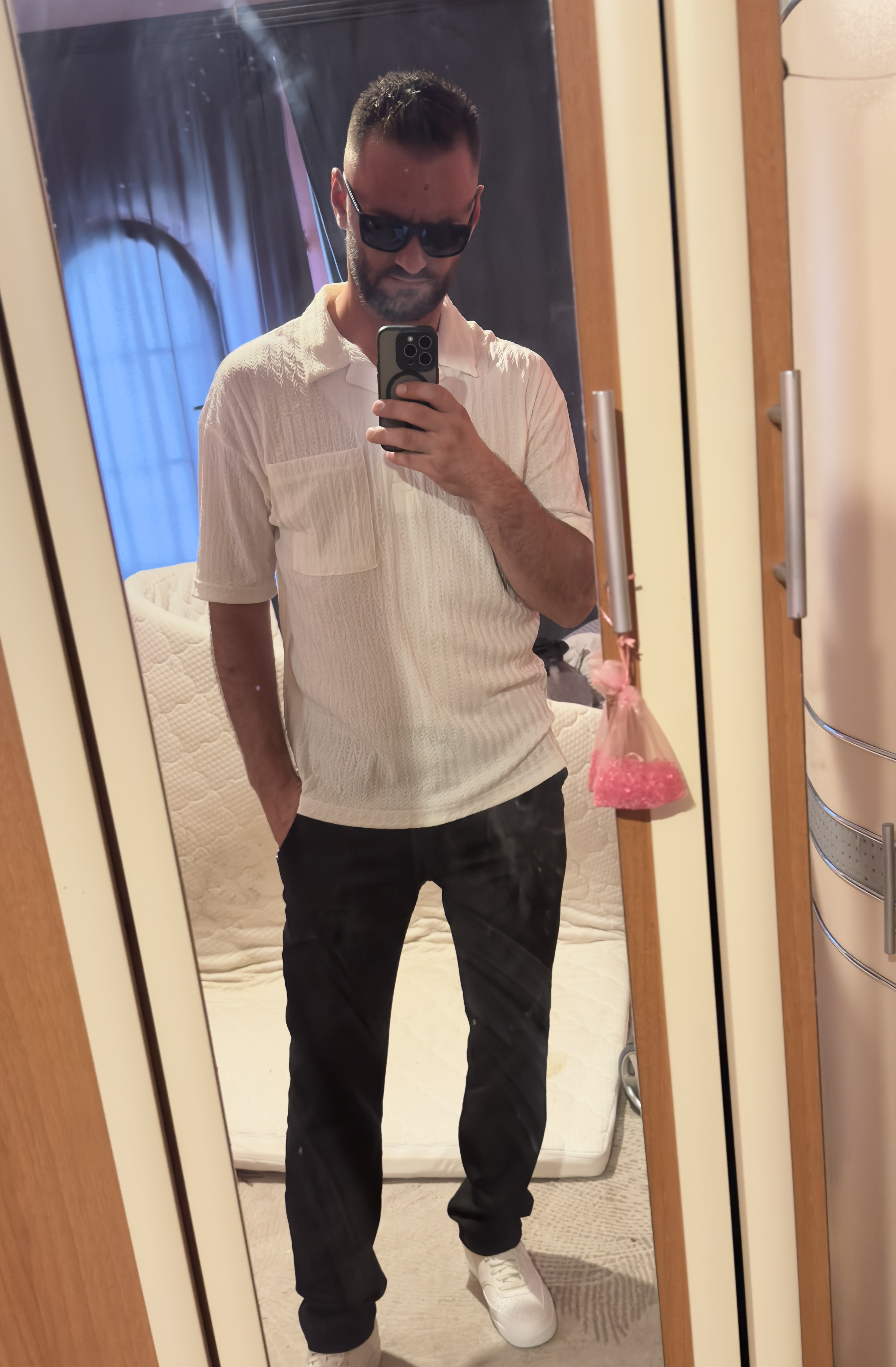 Tinder profile picture for @mentor