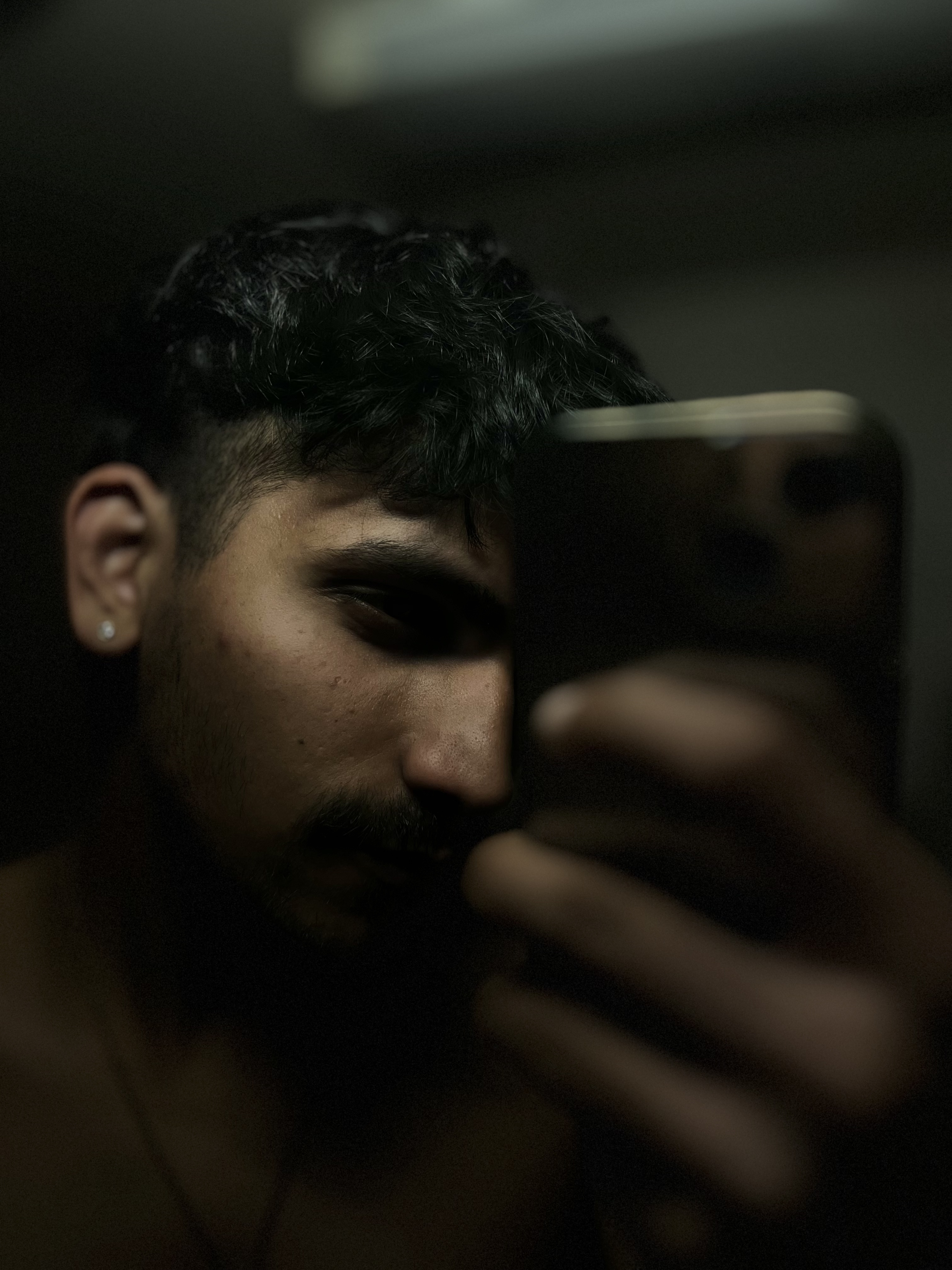 Tinder profile picture for @mahiii