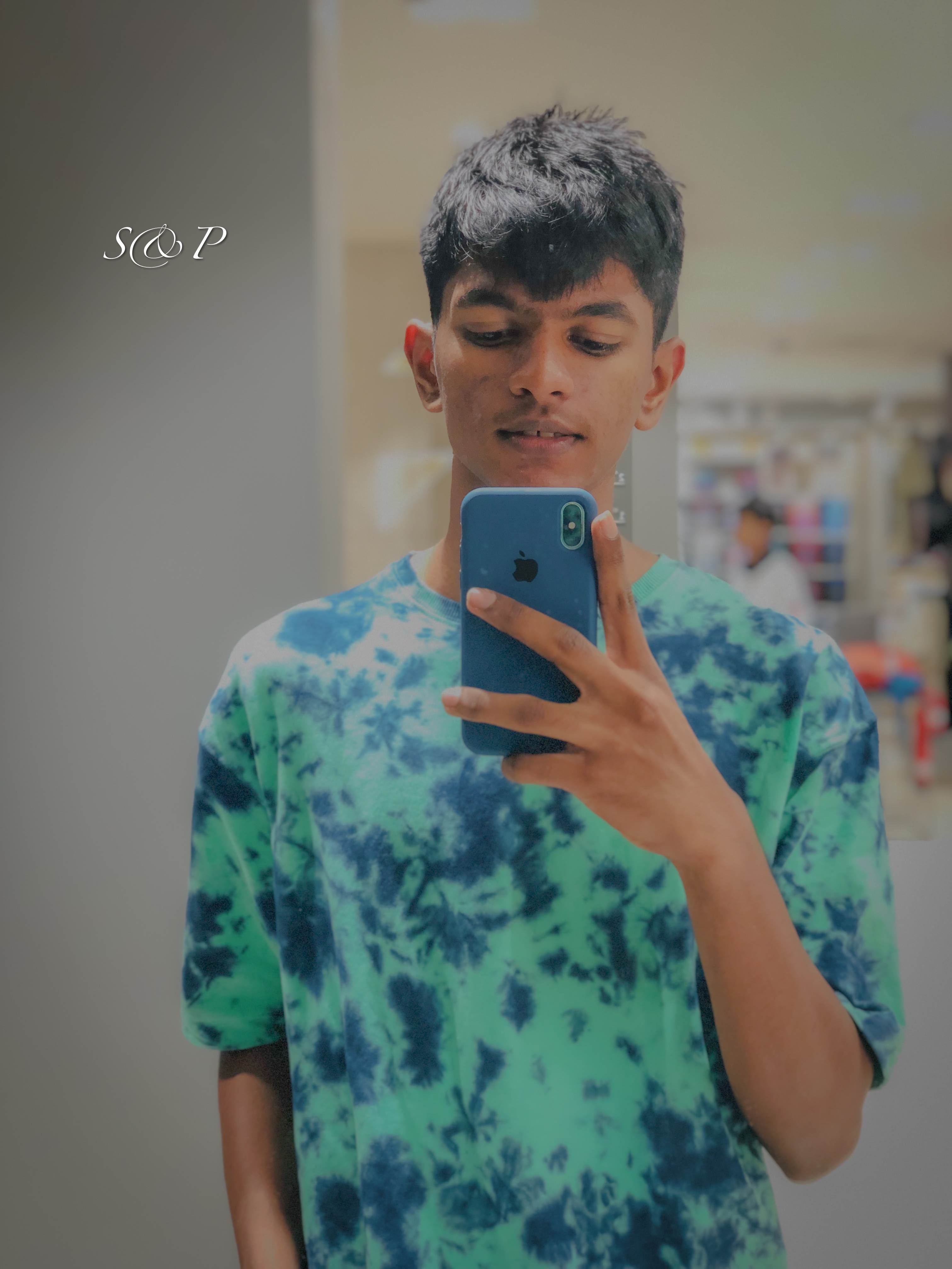 Tinder profile picture for @sathsara