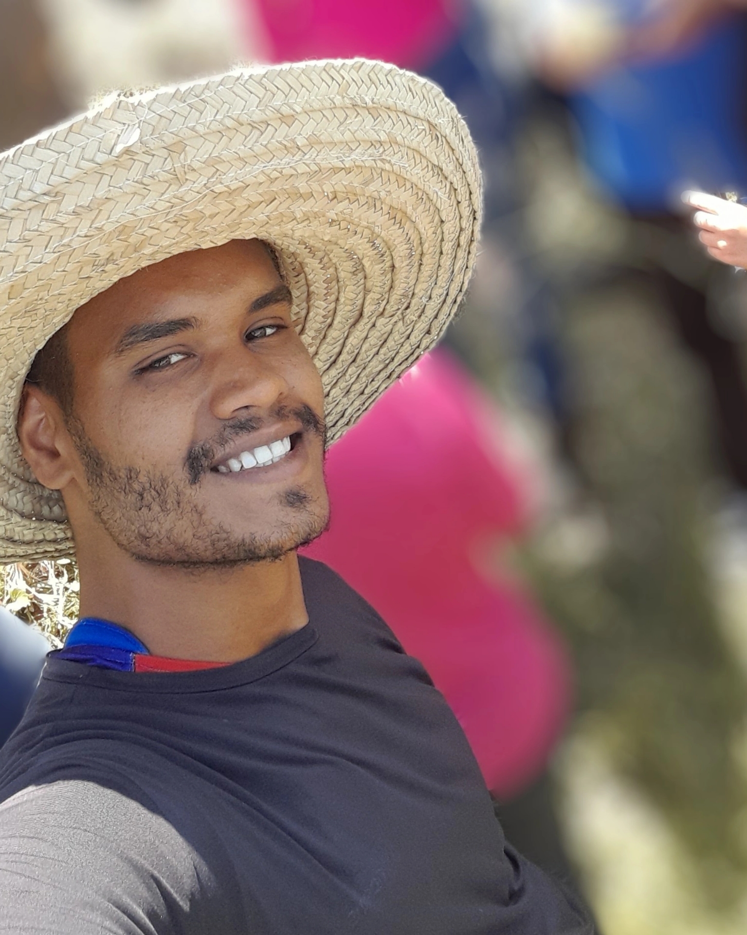 Tinder profile picture for @maurcio