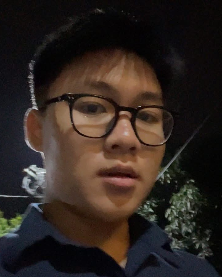 Tinder profile picture for @hnam
