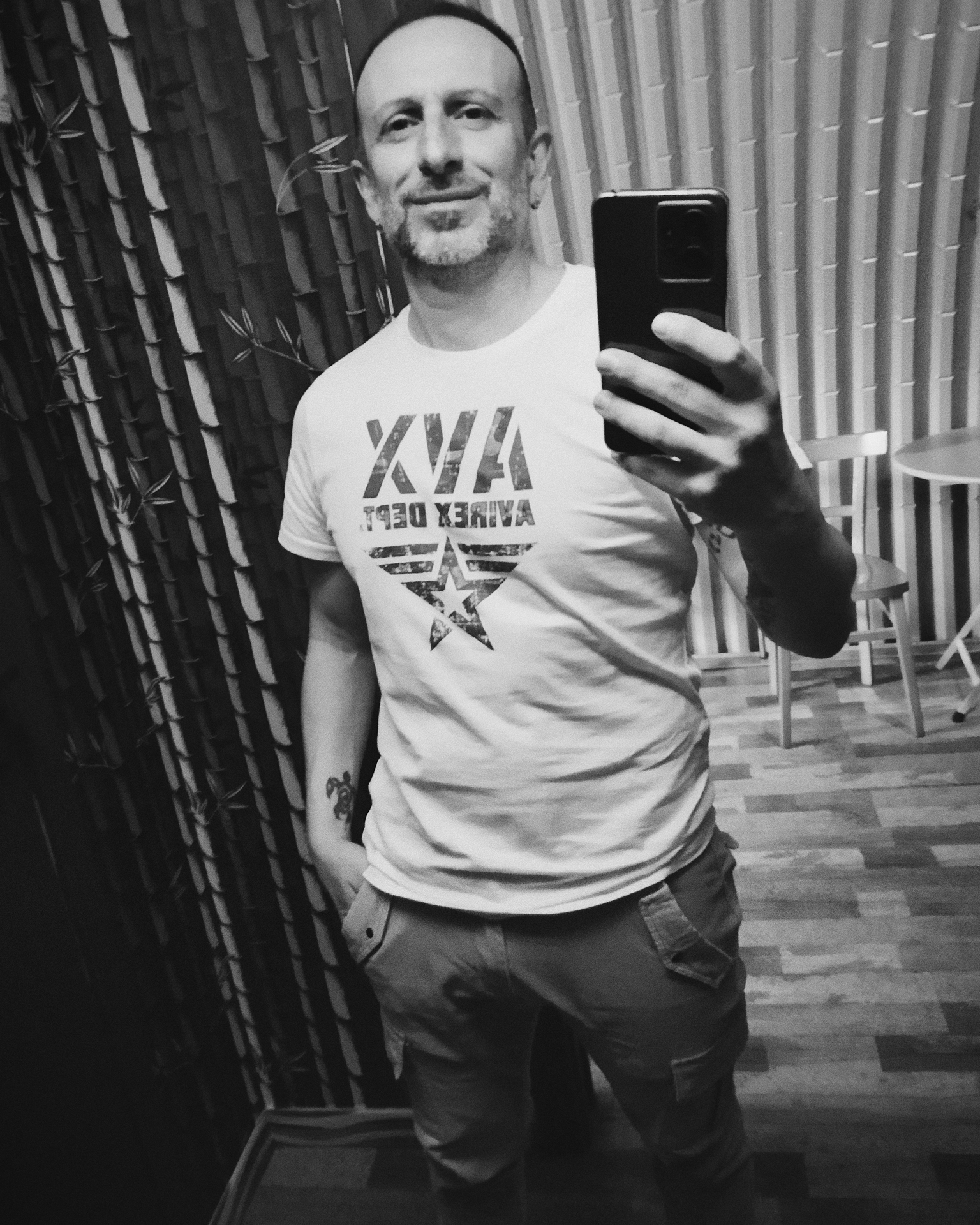 Tinder profile picture for @niconico