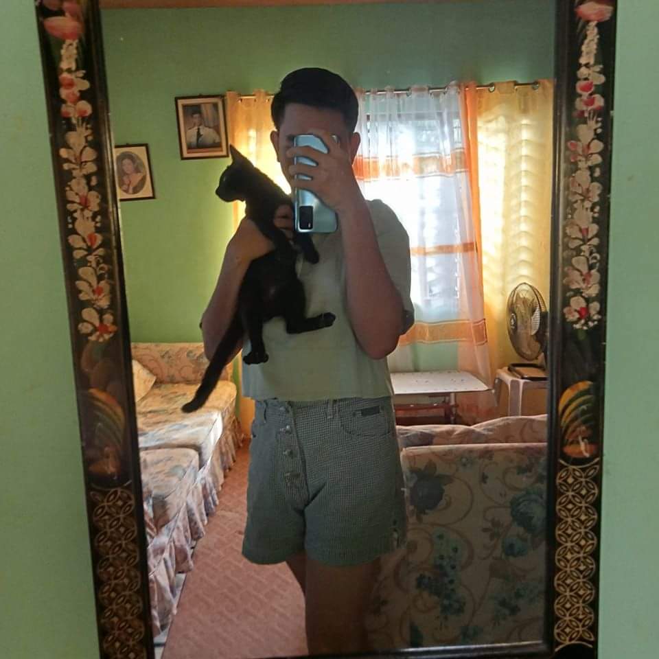 Tinder profile picture for @fragile