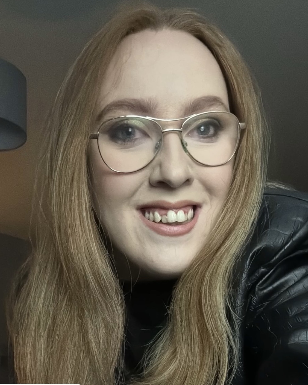 Tinder profile picture for @kirsten